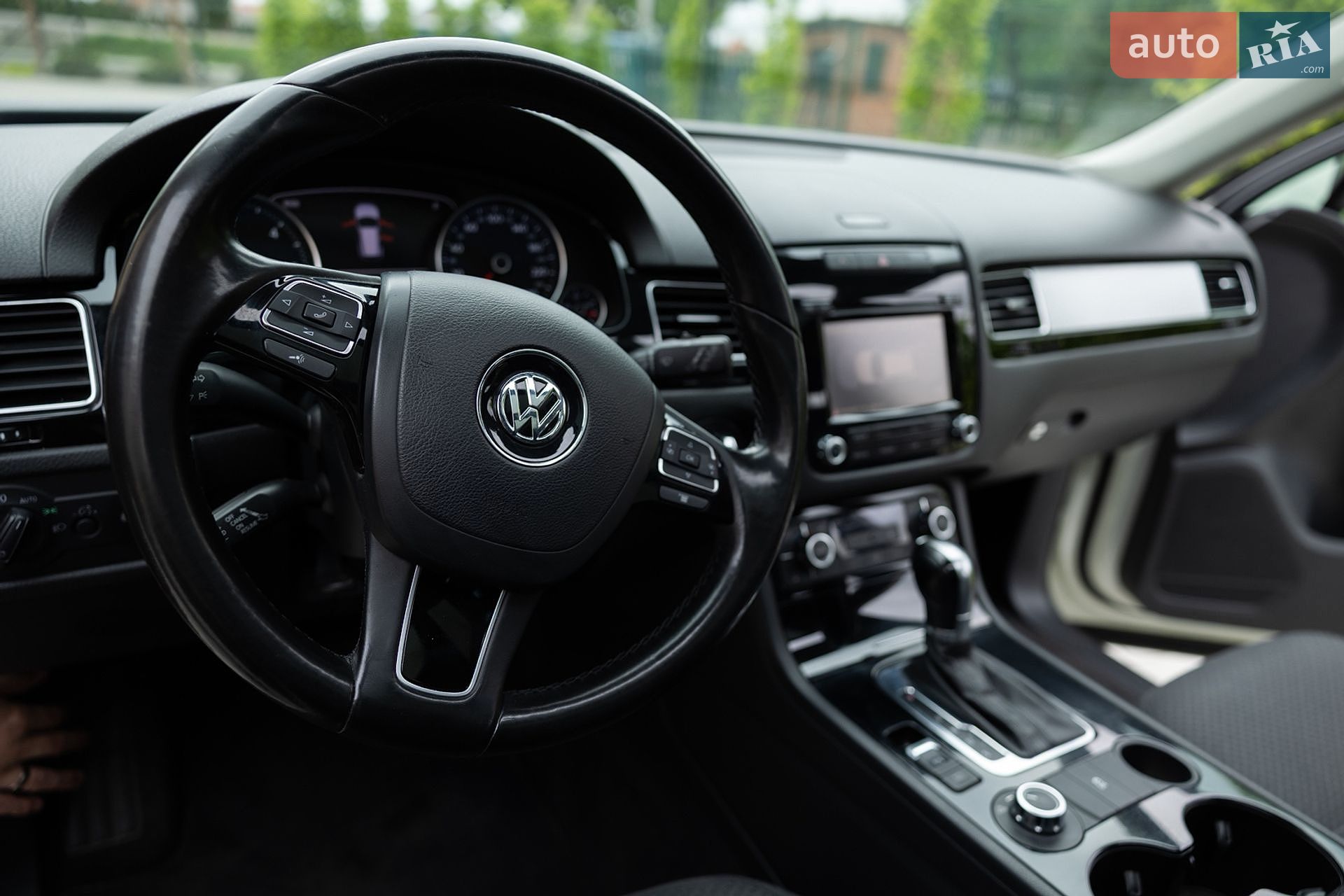 Volkswagen Touareg 2011 VIN WVGZZZ7PZBD049172 фото оголошення 14 з 20