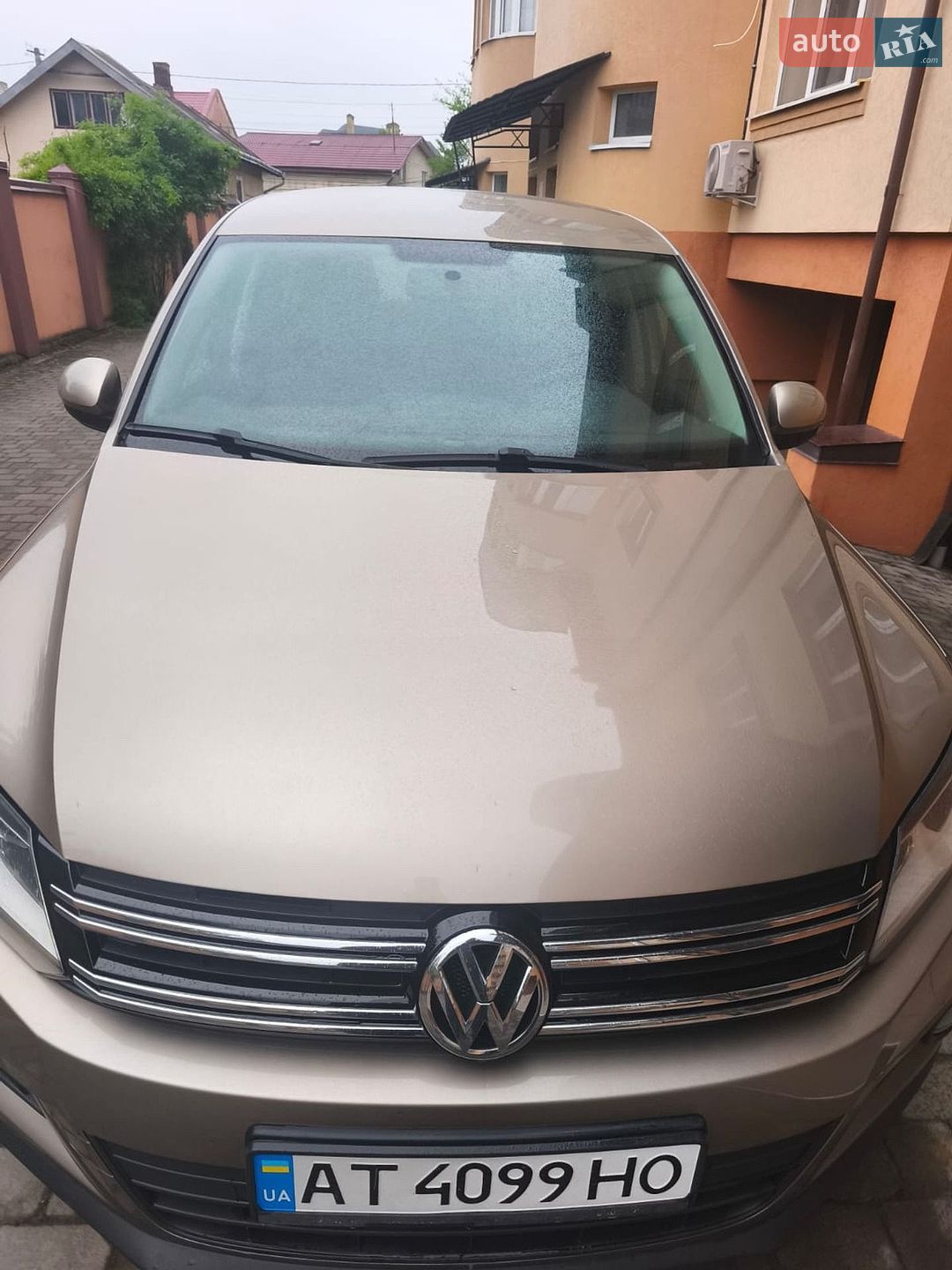 Volkswagen Tiguan 2016 VIN WVGZZZ5NZGW085336 фото оголошення 2 з 11