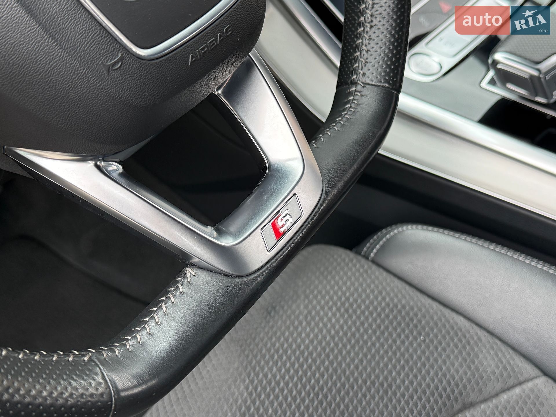 Audi Q7 2020 VIN WAUZZZ4M3LD026732 фото оголошення 36 з 87
