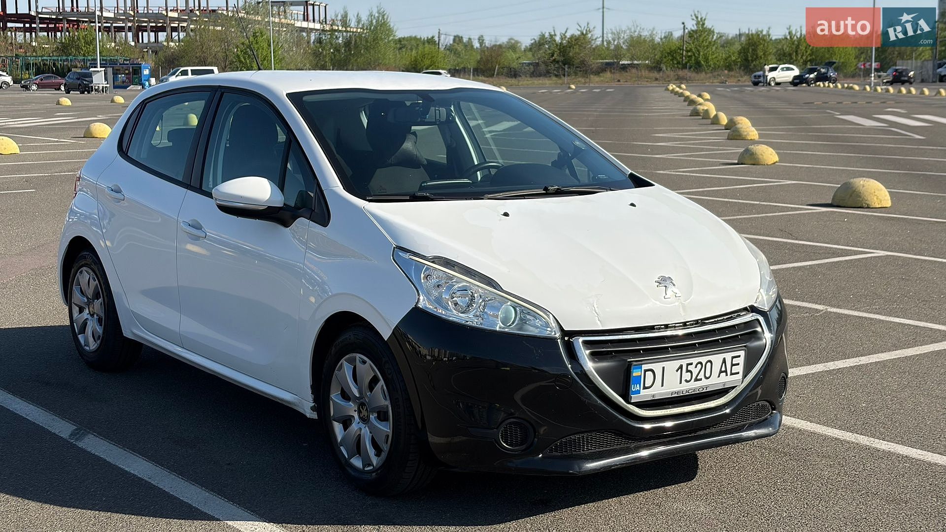 Peugeot 208 2013 VIN VF3CC9HJCDT052469 фото оголошення 3 з 15