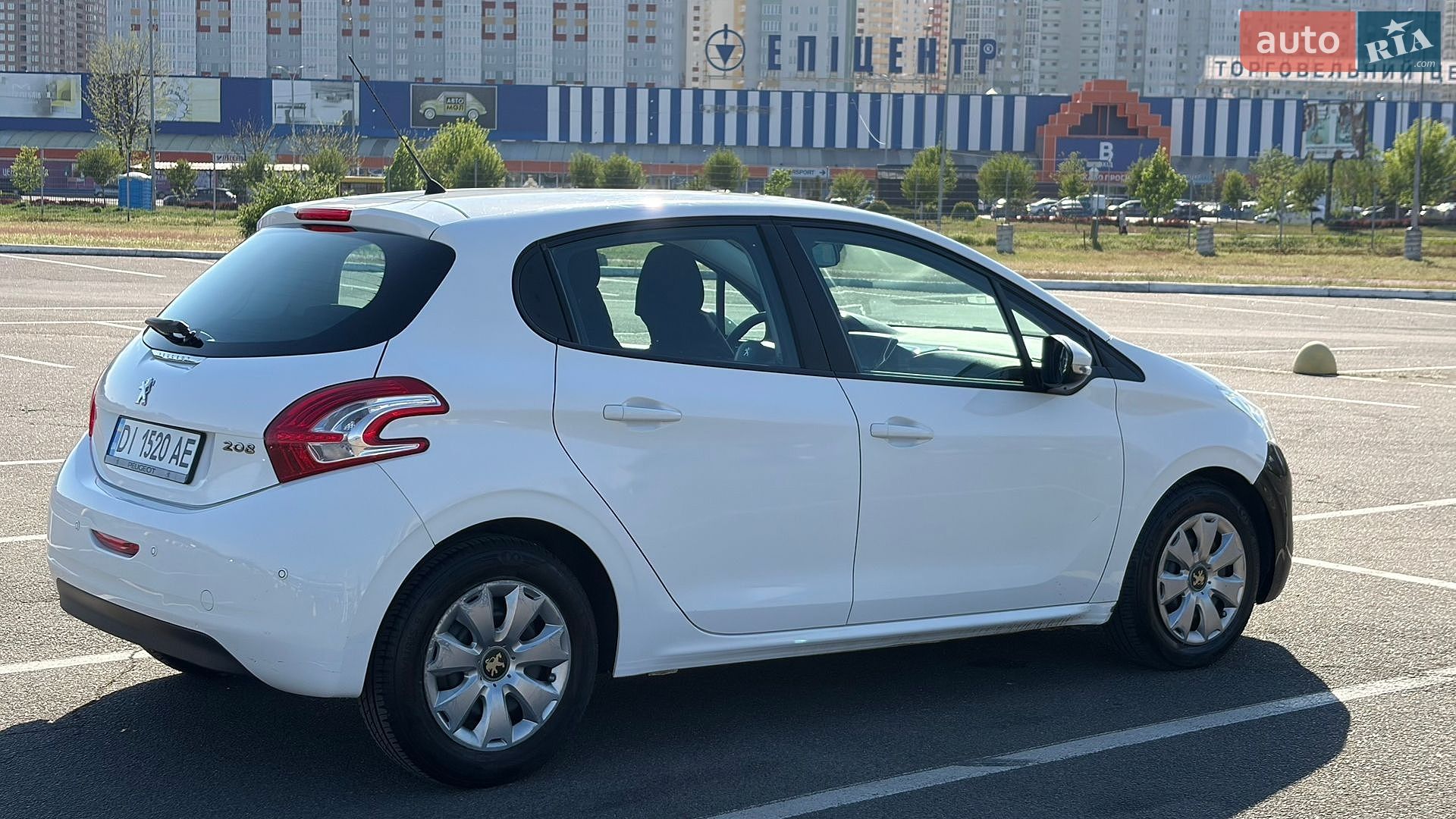 Peugeot 208 2013 VIN VF3CC9HJCDT052469 фото оголошення 5 з 15