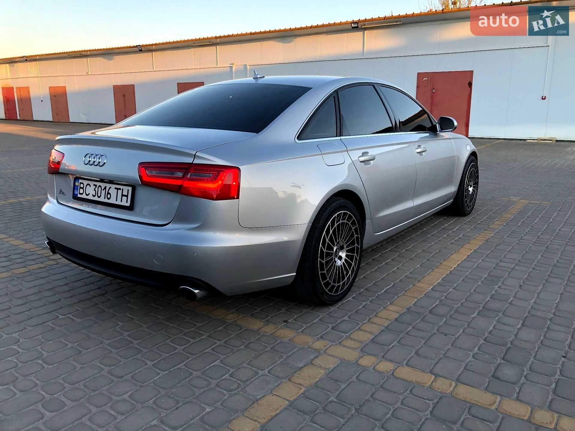 Audi A6 2013 VIN WAUGFAFC4EN048984 фото оголошення 16 з 20
