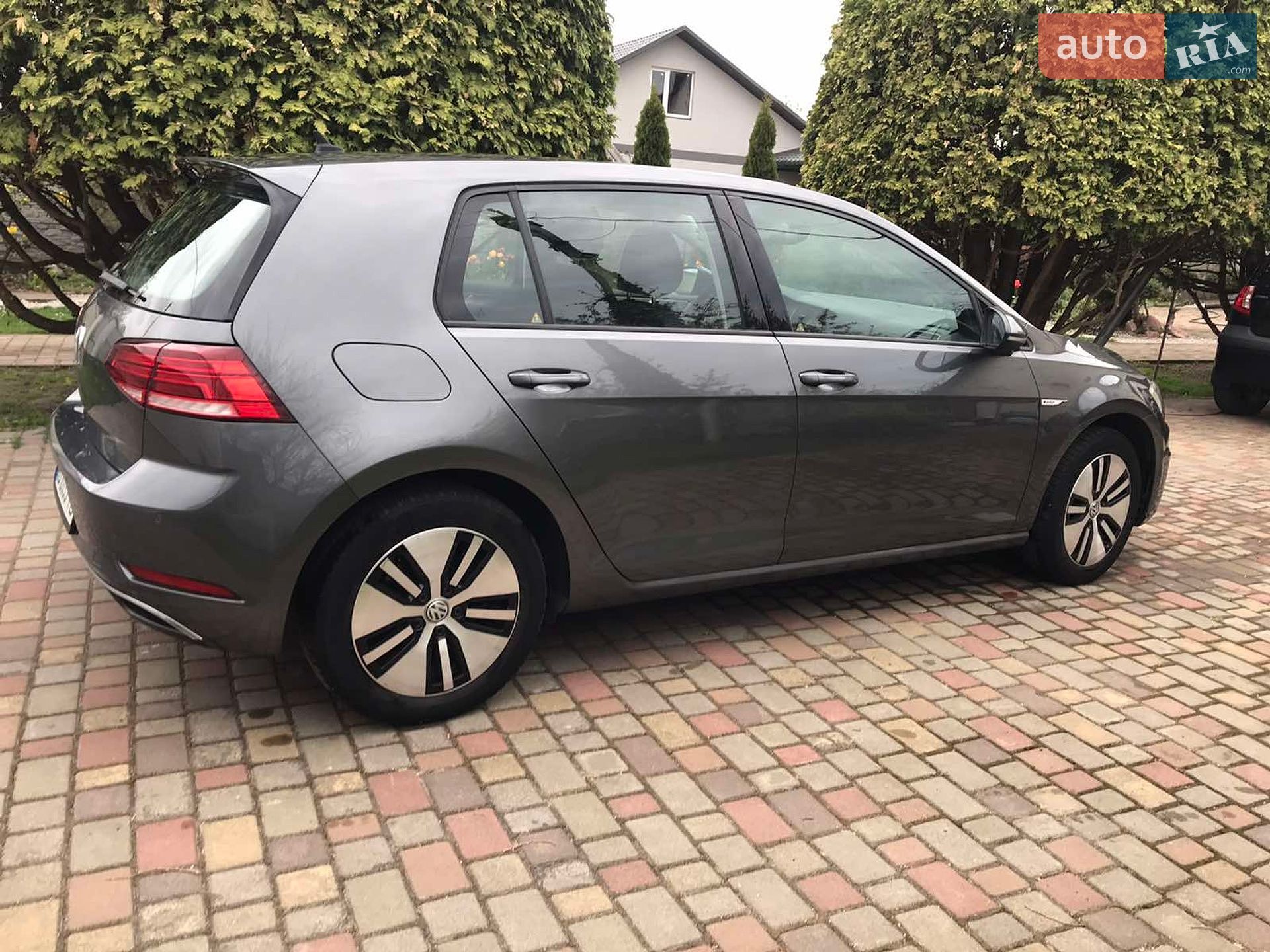 Volkswagen e-Golf 2019 VIN WVWZZZAUZK8990257 фото оголошення 3 з 22