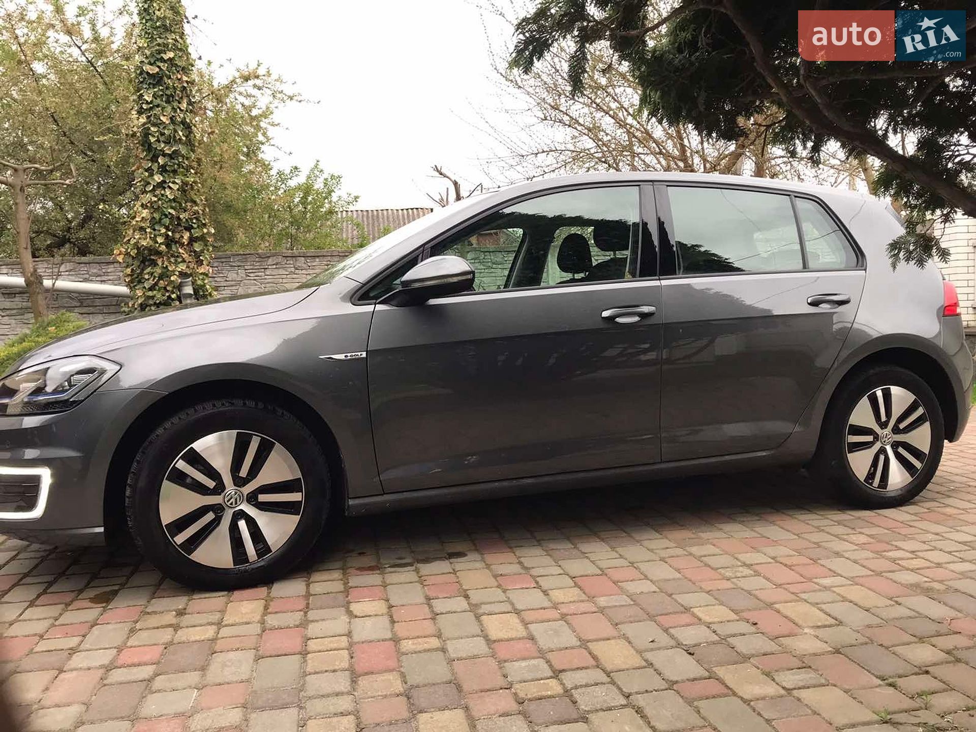 Volkswagen e-Golf 2019 VIN WVWZZZAUZK8990257 фото оголошення 8 з 22