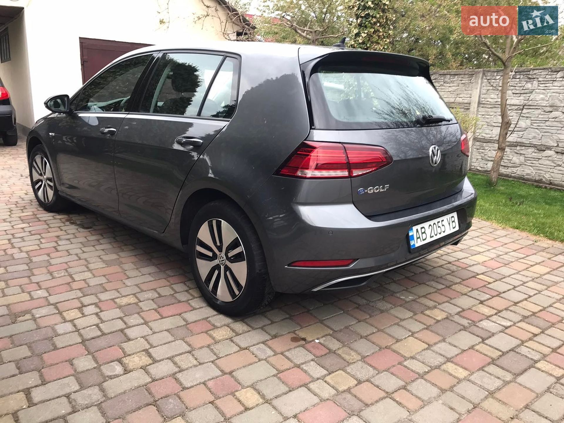 Volkswagen e-Golf 2019 VIN WVWZZZAUZK8990257 фото оголошення 10 з 22