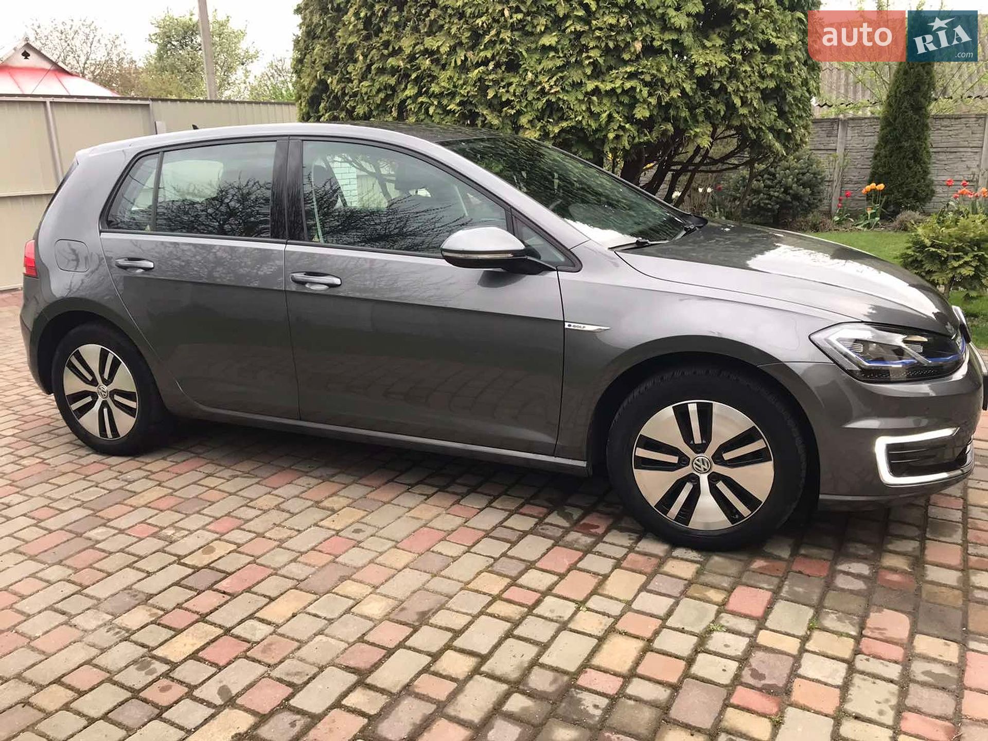 Volkswagen e-Golf 2019 VIN WVWZZZAUZK8990257 фото оголошення 13 з 22