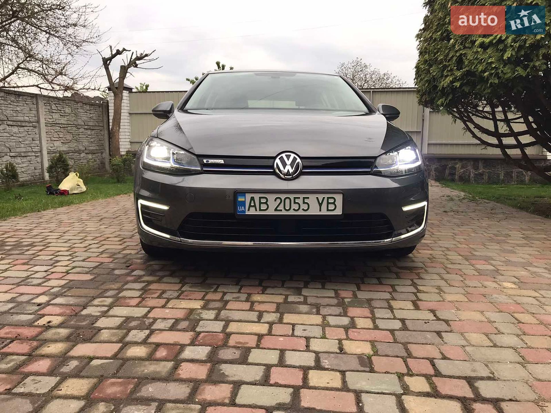 Volkswagen e-Golf 2019 VIN WVWZZZAUZK8990257 фото оголошення 20 з 22