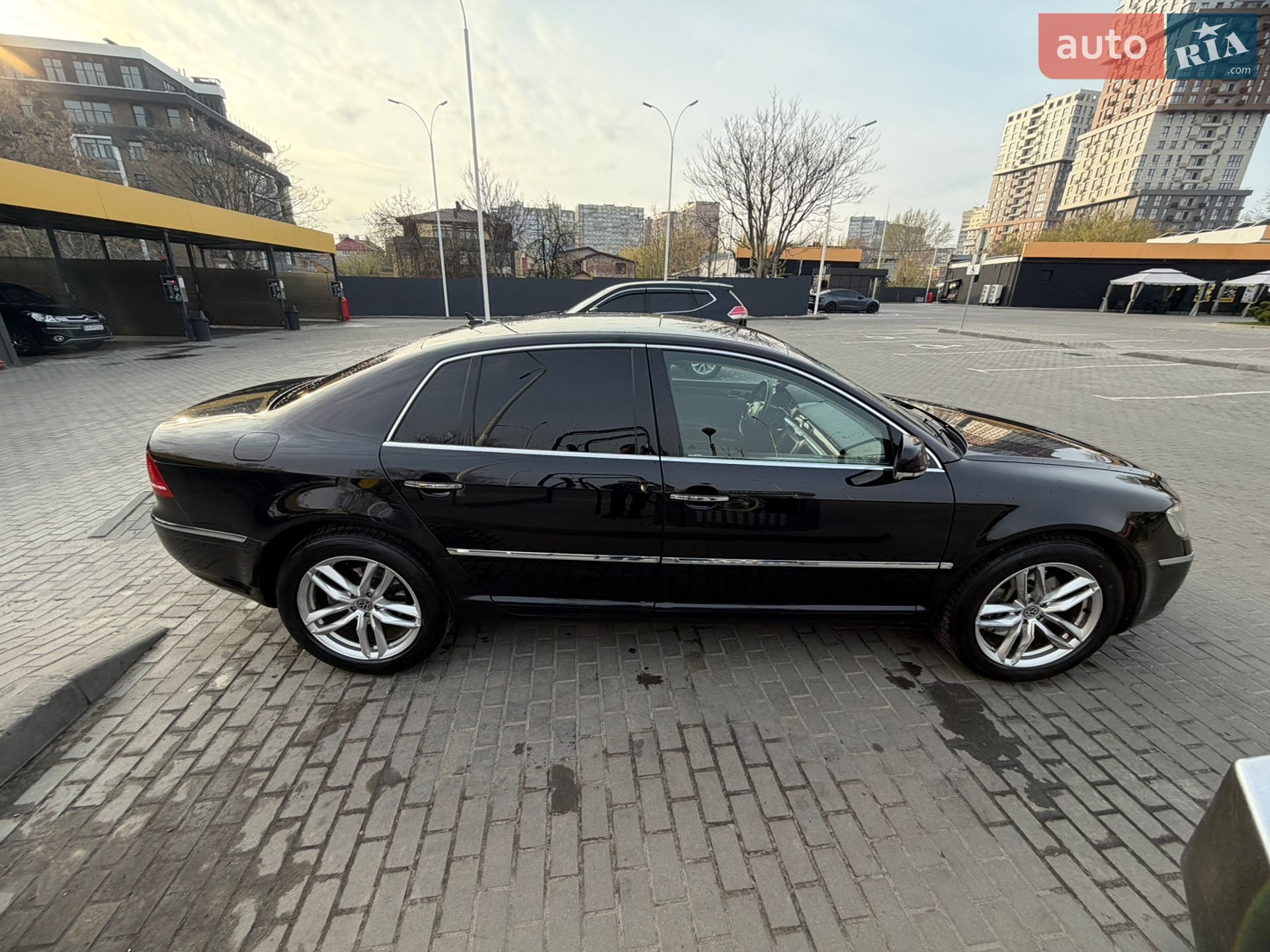 Volkswagen Phaeton 2011 VIN WVWZZZ3DZC8004776 фото оголошення 3 з 16
