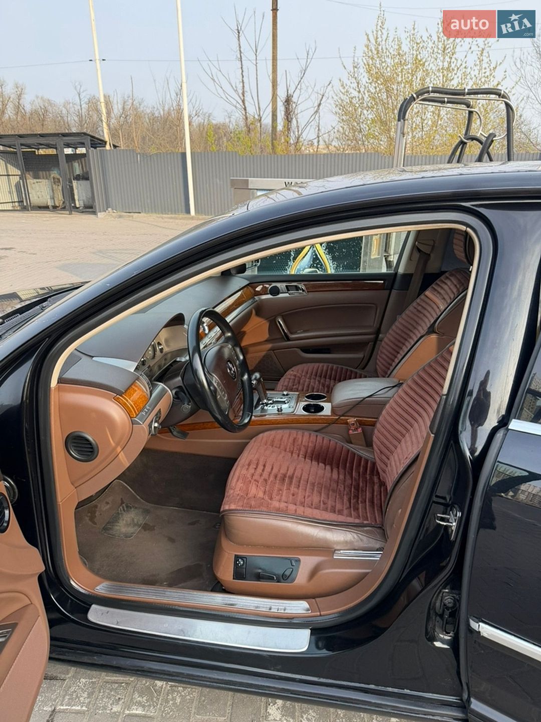 Volkswagen Phaeton 2011 VIN WVWZZZ3DZC8004776 фото оголошення 8 з 16