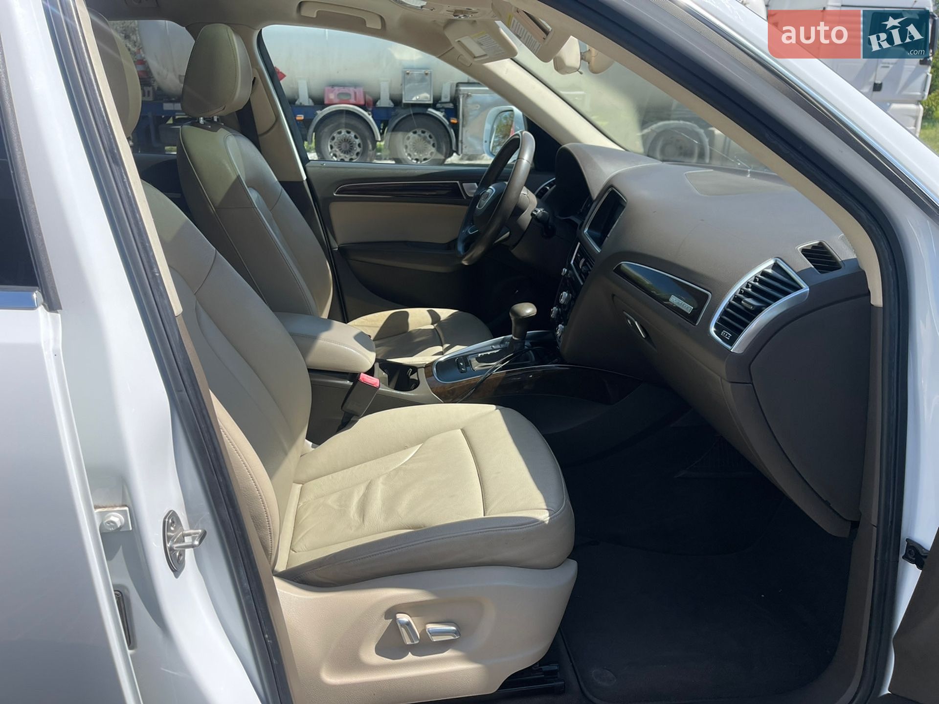 Audi Q5 2014 VIN WA1CFAFP7EA094167 фото оголошення 17 з 25