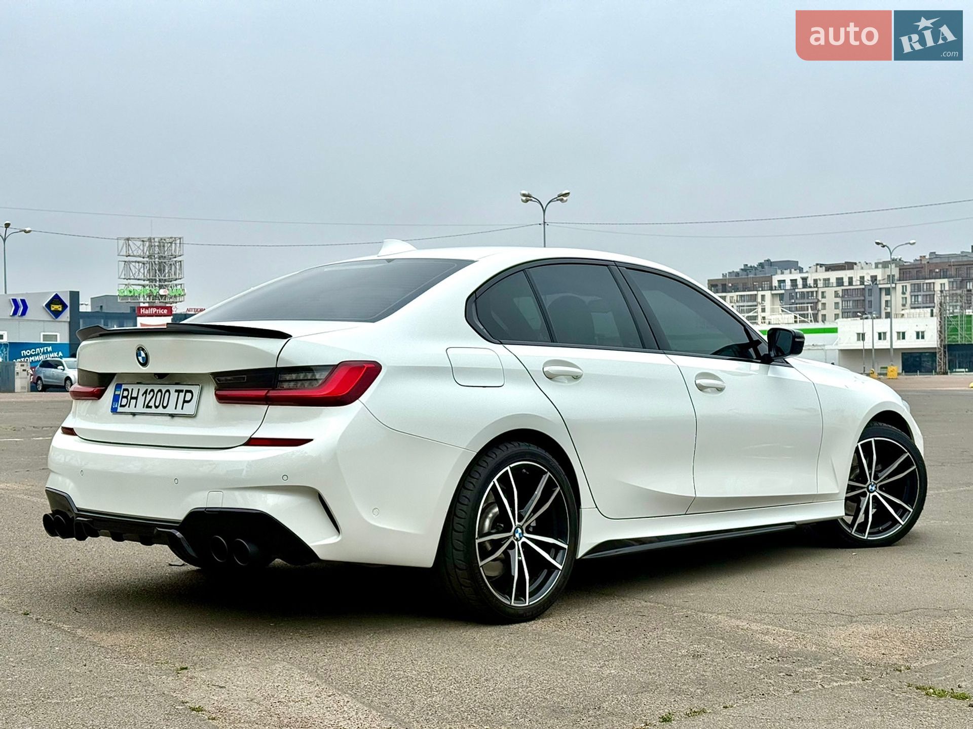 BMW 3 Series 2019 VIN 3MW5R7J06L8B09430 фото оголошення 8 з 39