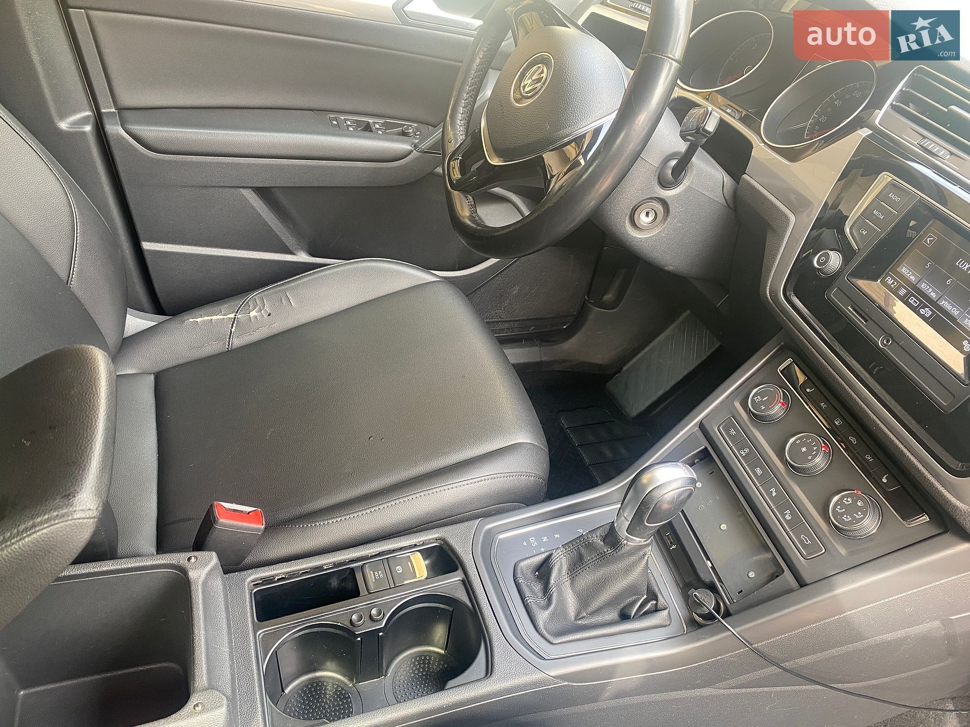 Volkswagen Touran 2016 VIN WVGZZZ1TZHW024145 фото оголошення 9 з 31