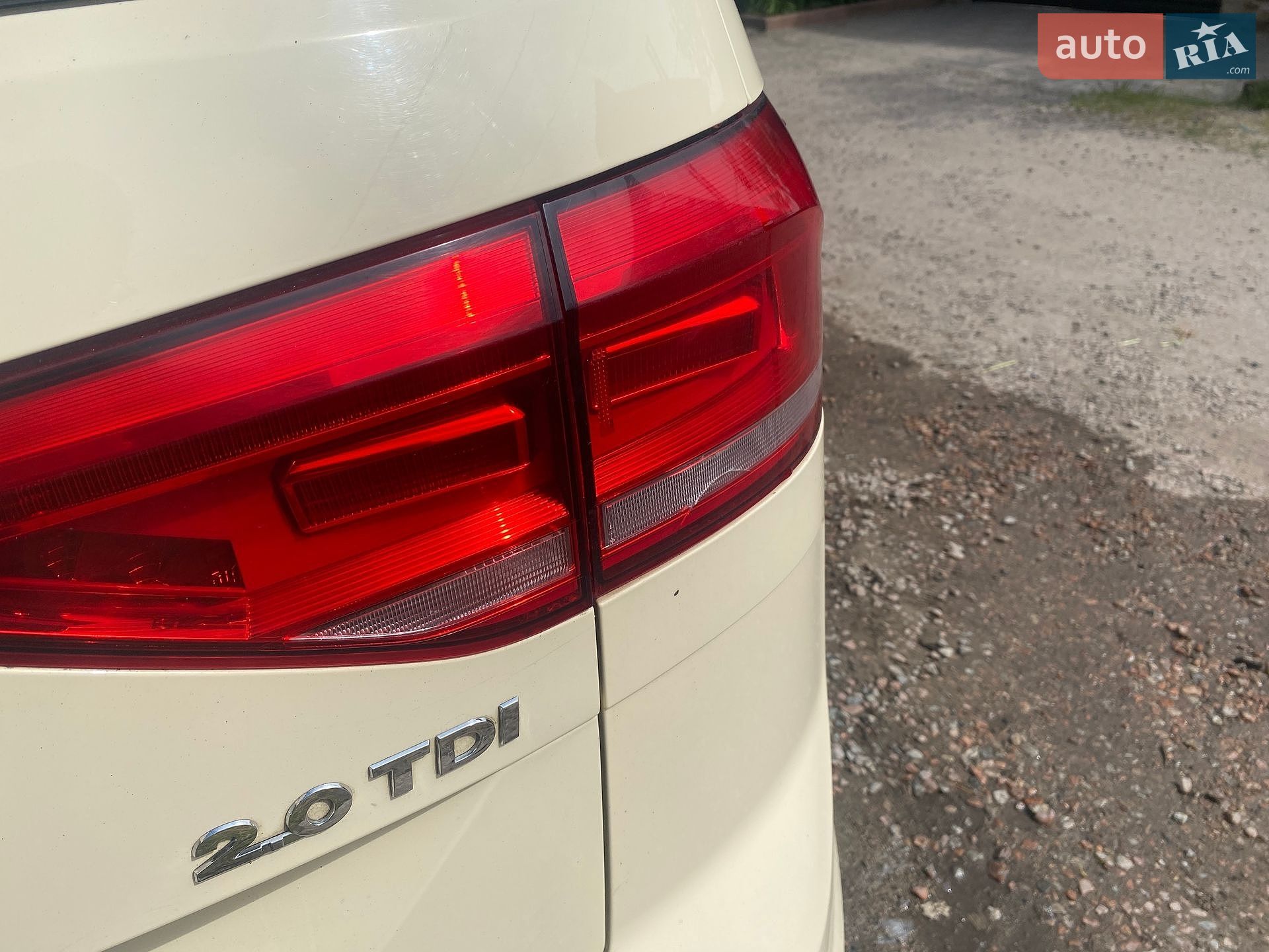 Volkswagen Touran 2016 VIN WVGZZZ1TZHW024145 фото оголошення 14 з 31