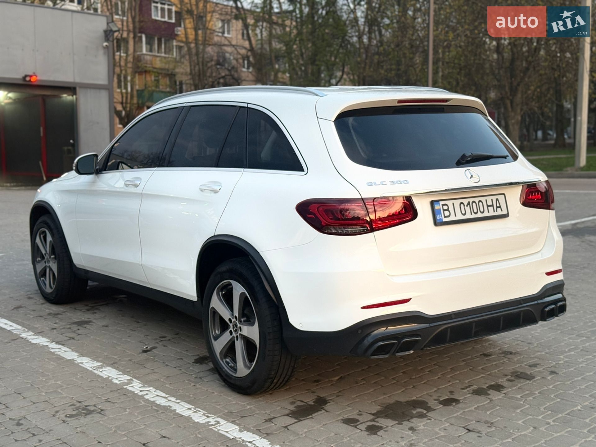 Mercedes-Benz GLC-Class 2018 VIN WDC0G4JB8JV080858 фото оголошення 5 з 22