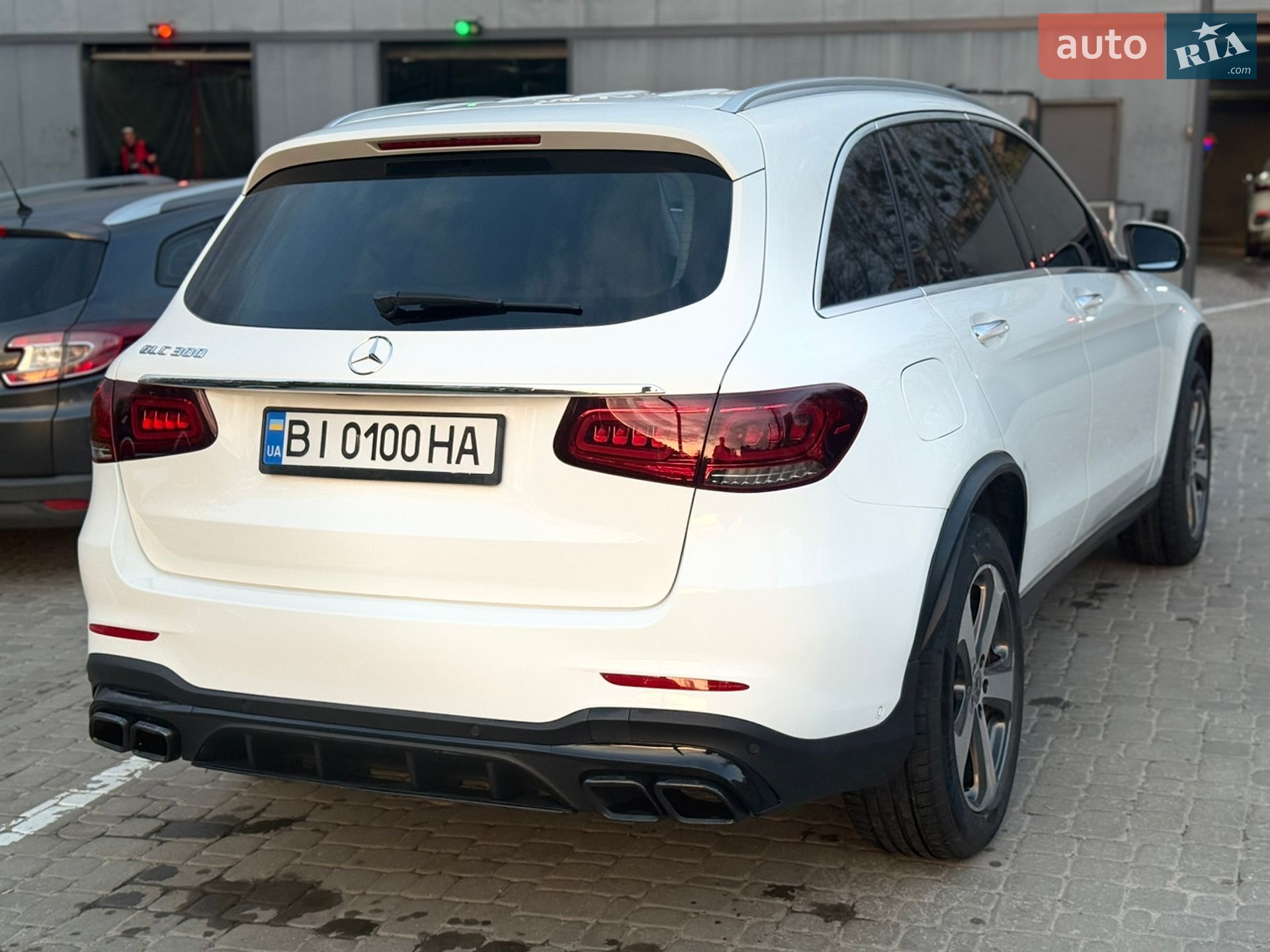 Mercedes-Benz GLC-Class 2018 VIN WDC0G4JB8JV080858 фото оголошення 8 з 22