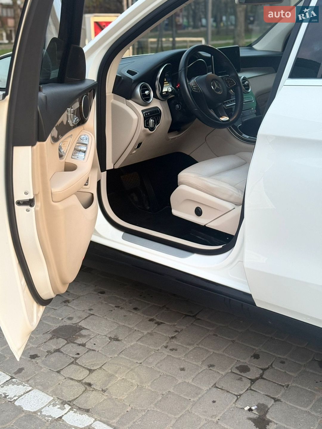 Mercedes-Benz GLC-Class 2018 VIN WDC0G4JB8JV080858 фото оголошення 13 з 22