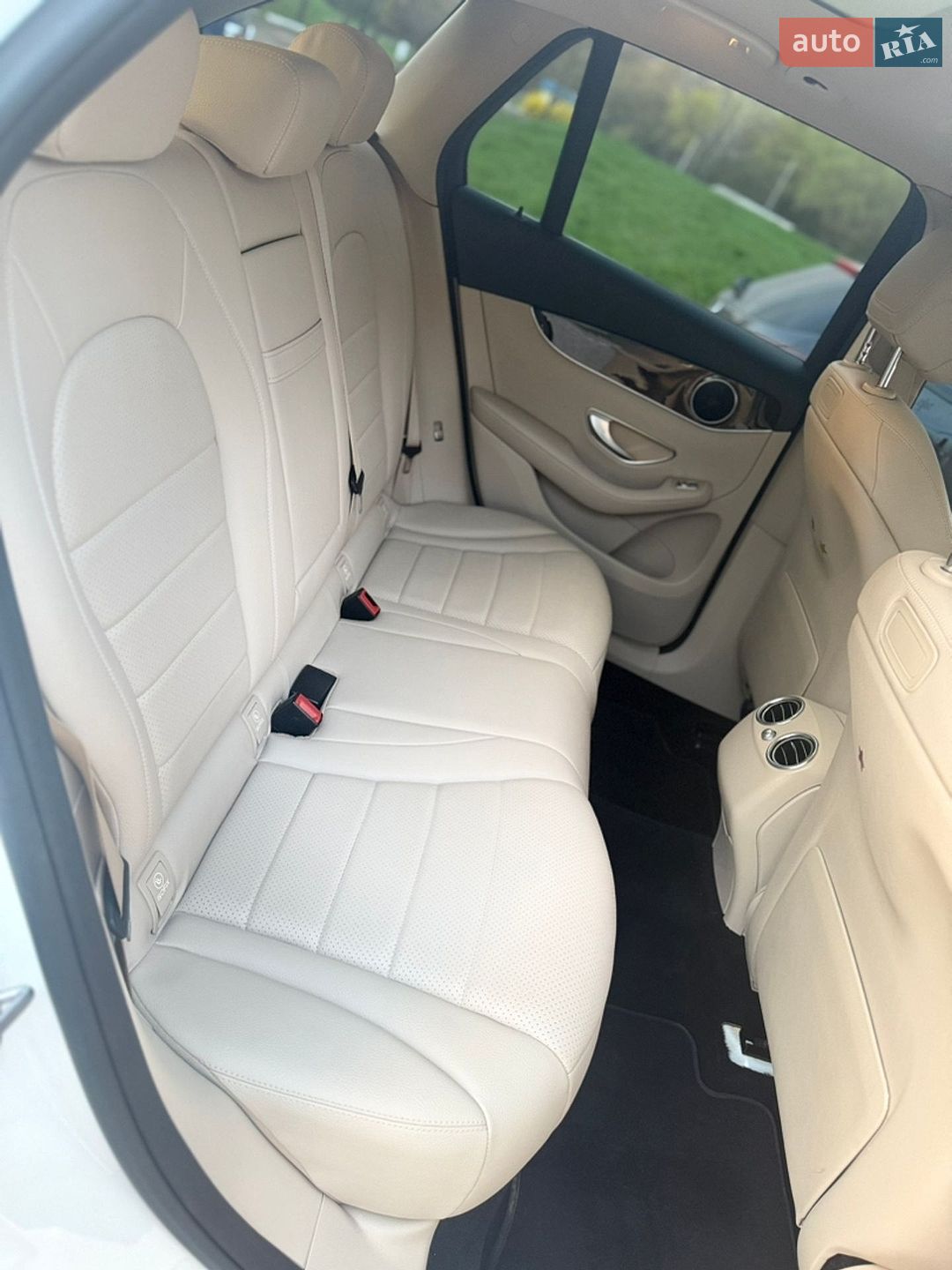 Mercedes-Benz GLC-Class 2018 VIN WDC0G4JB8JV080858 фото оголошення 18 з 22
