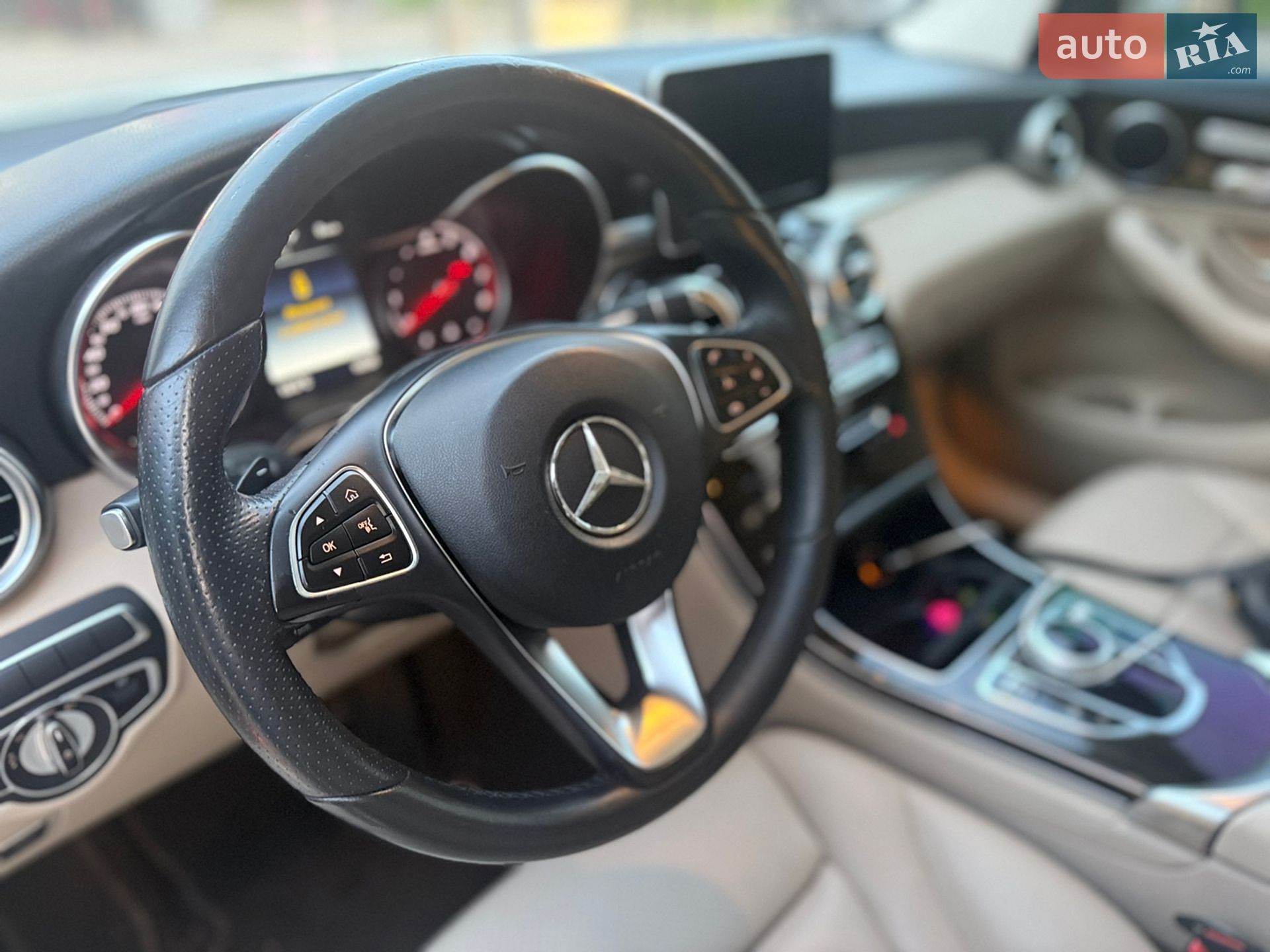 Mercedes-Benz GLC-Class 2018 VIN WDC0G4JB8JV080858 фото оголошення 14 з 22