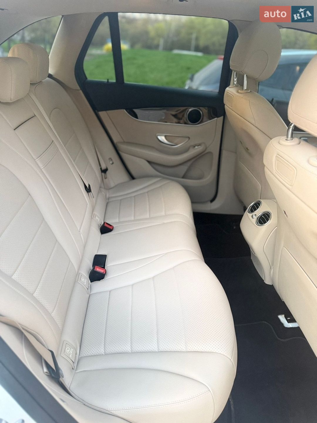 Mercedes-Benz GLC-Class 2018 VIN WDC0G4JB8JV080858 фото оголошення 19 з 22