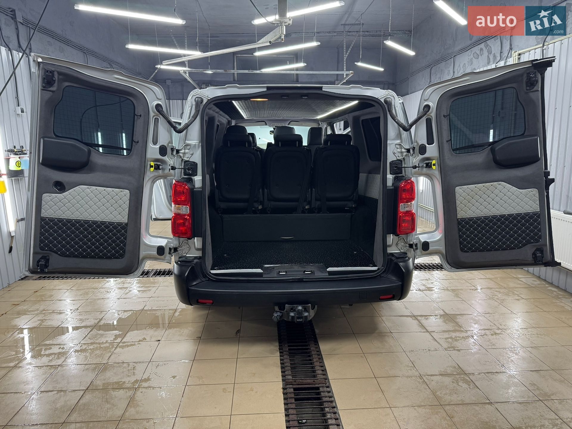 Toyota Proace 2016 VIN YARVFAHKHGZ090358 фото оголошення 36 з 45