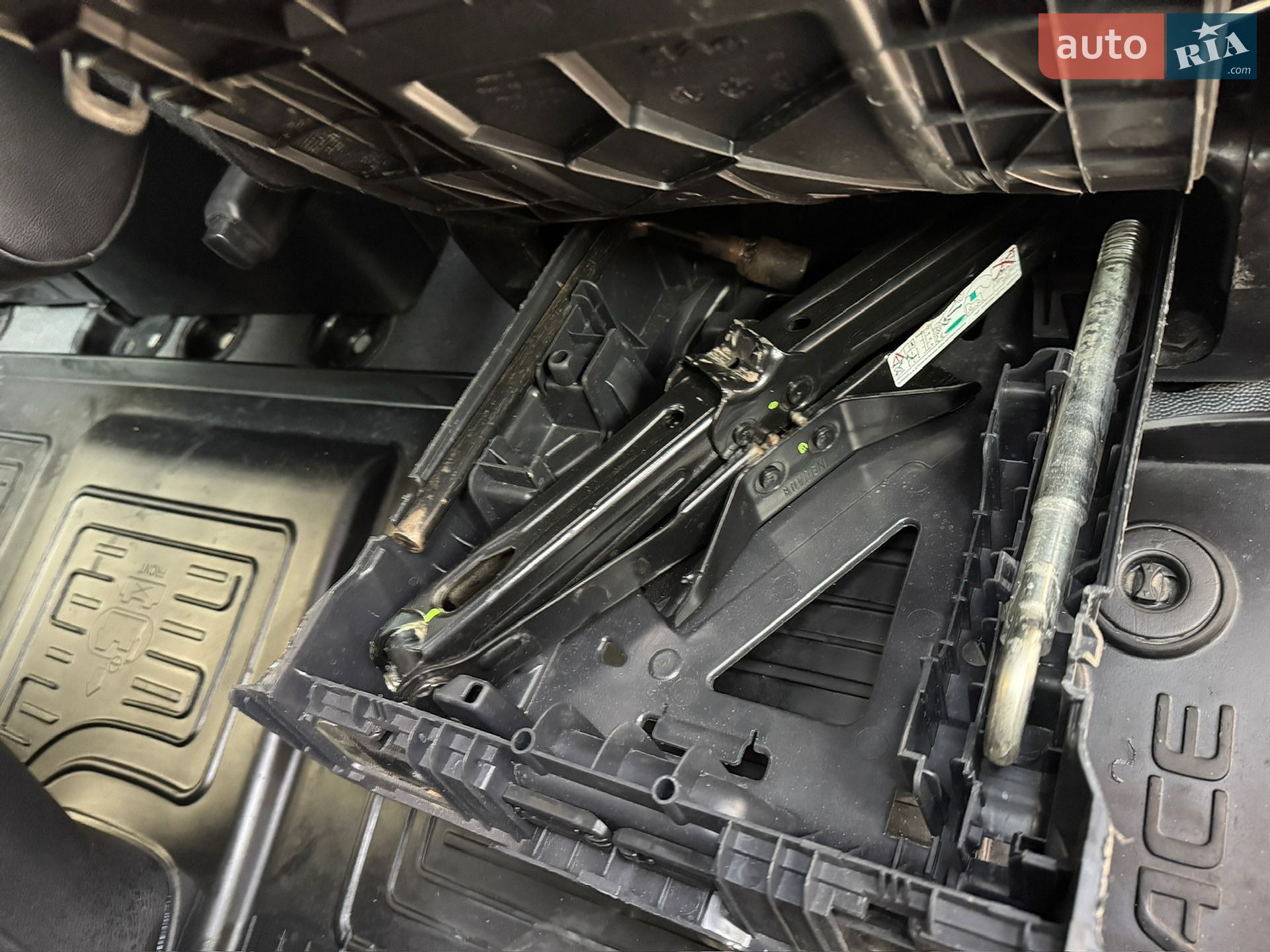 Toyota Proace 2016 VIN YARVFAHKHGZ090358 фото оголошення 39 з 45