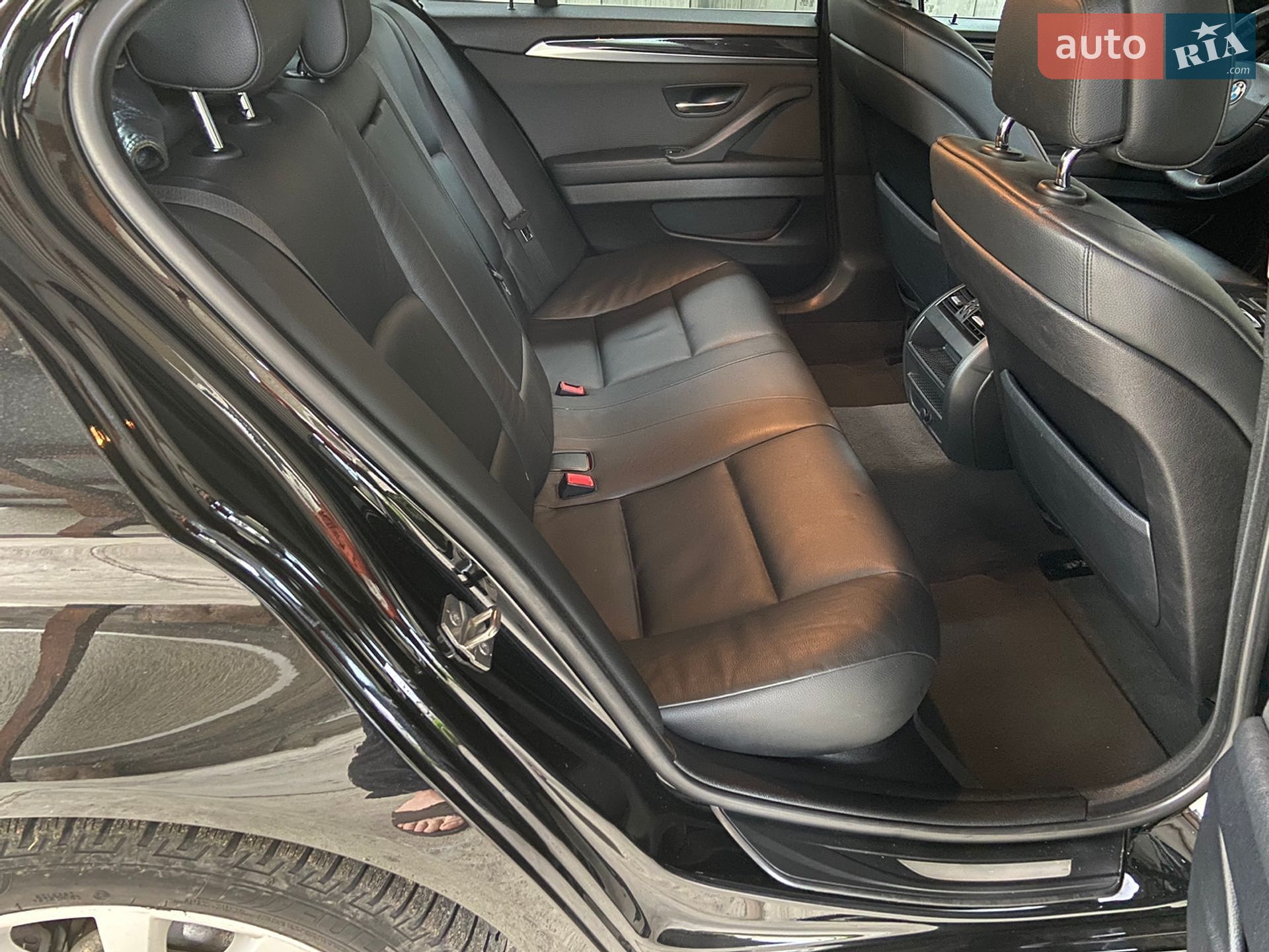 BMW 5 Series 2012 VIN WBAFW110X0C713173 фото оголошення 3 з 9
