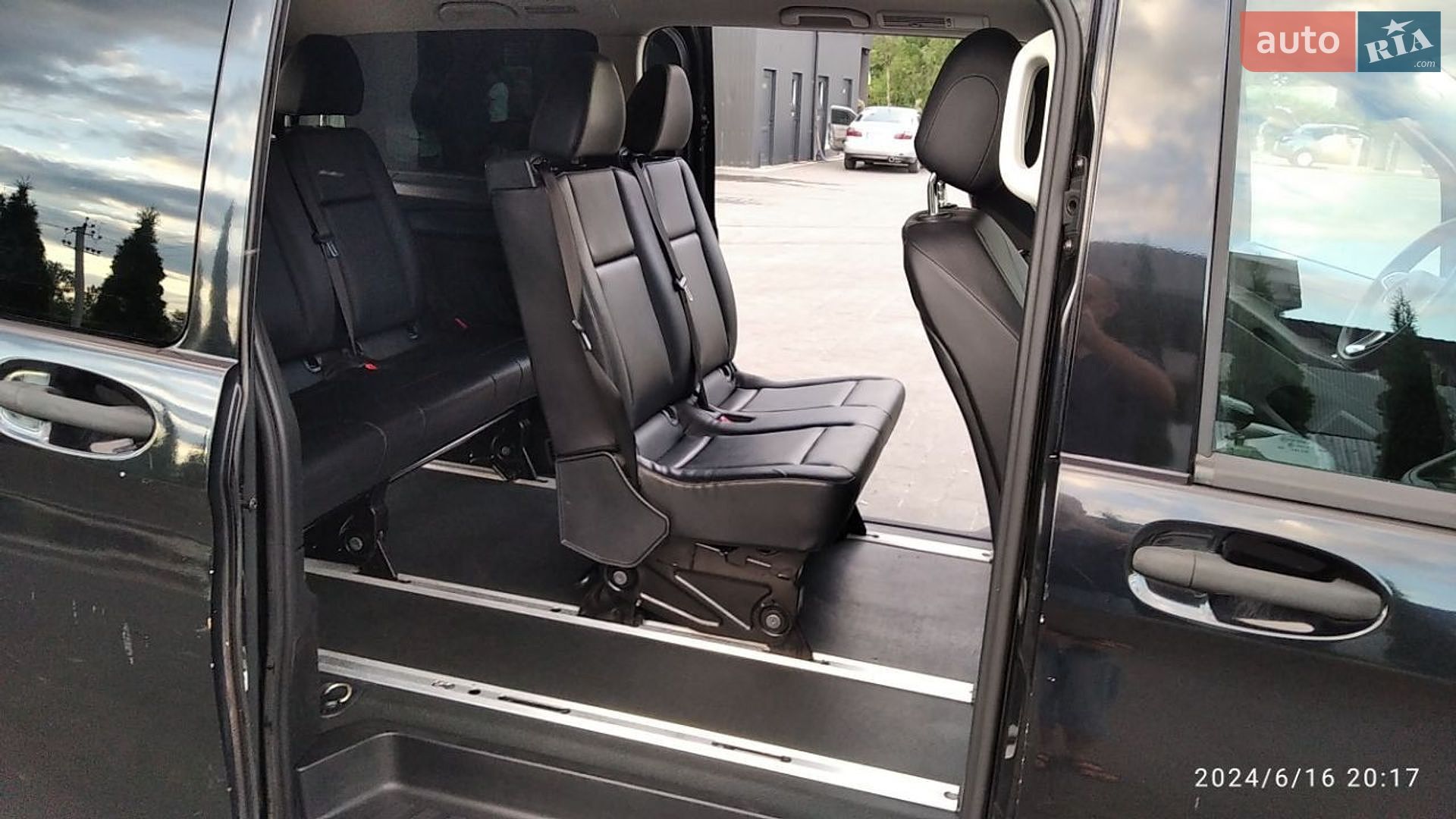 Mercedes-Benz Metris 2017 VIN WD4PG2EEXH3338189 фото оголошення 26 з 46