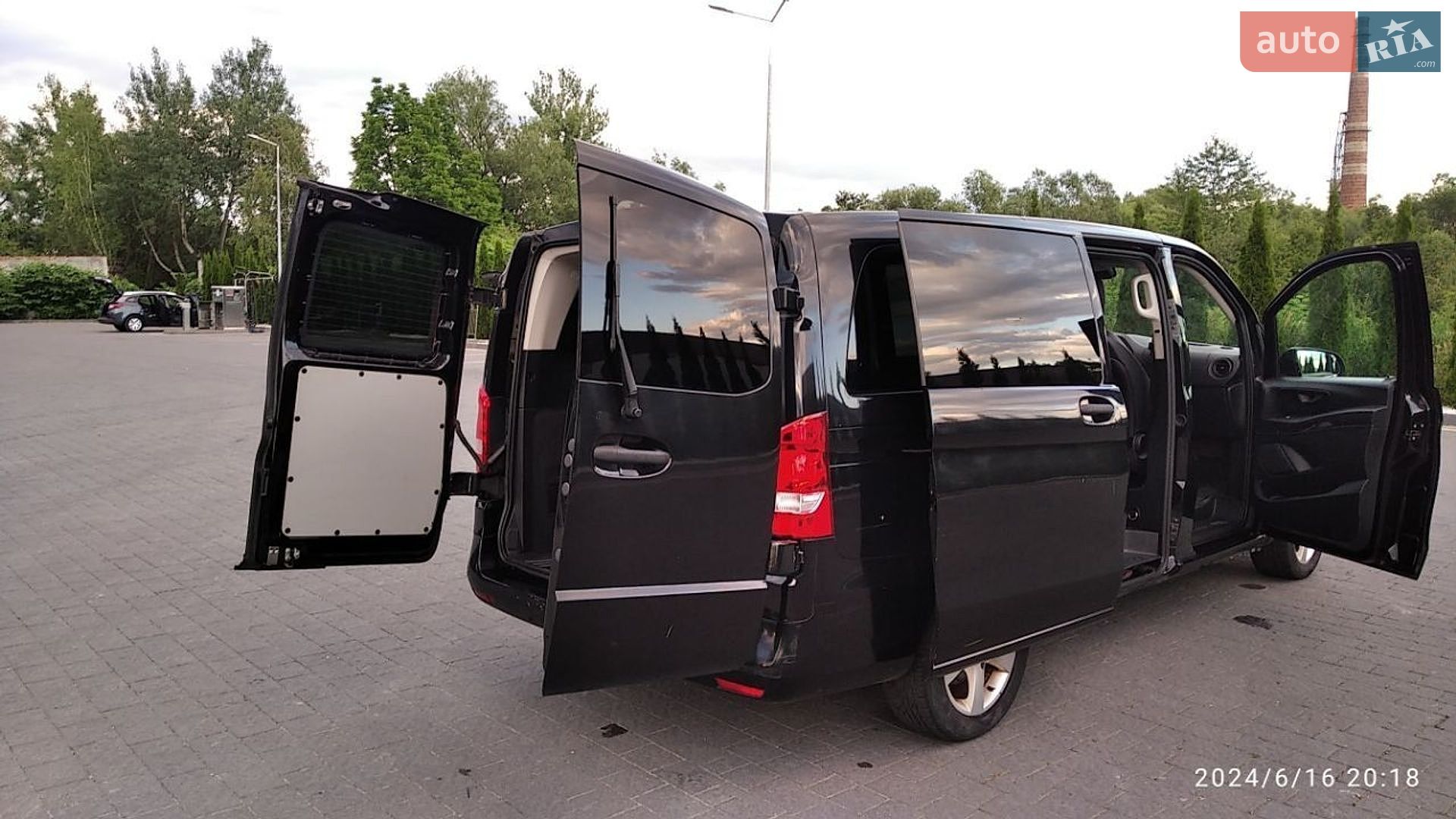 Mercedes-Benz Metris 2017 VIN WD4PG2EEXH3338189 фото оголошення 32 з 46