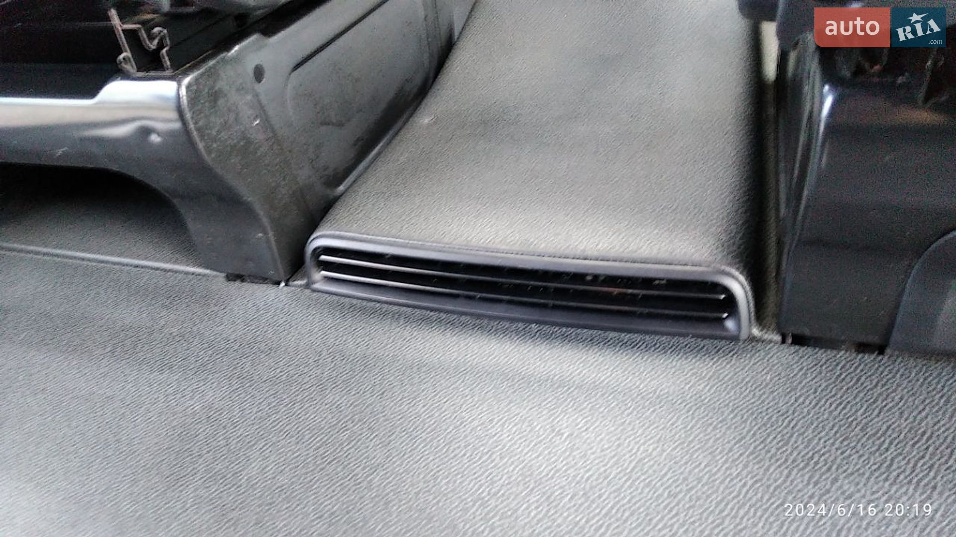 Mercedes-Benz Metris 2017 VIN WD4PG2EEXH3338189 фото оголошення 34 з 46