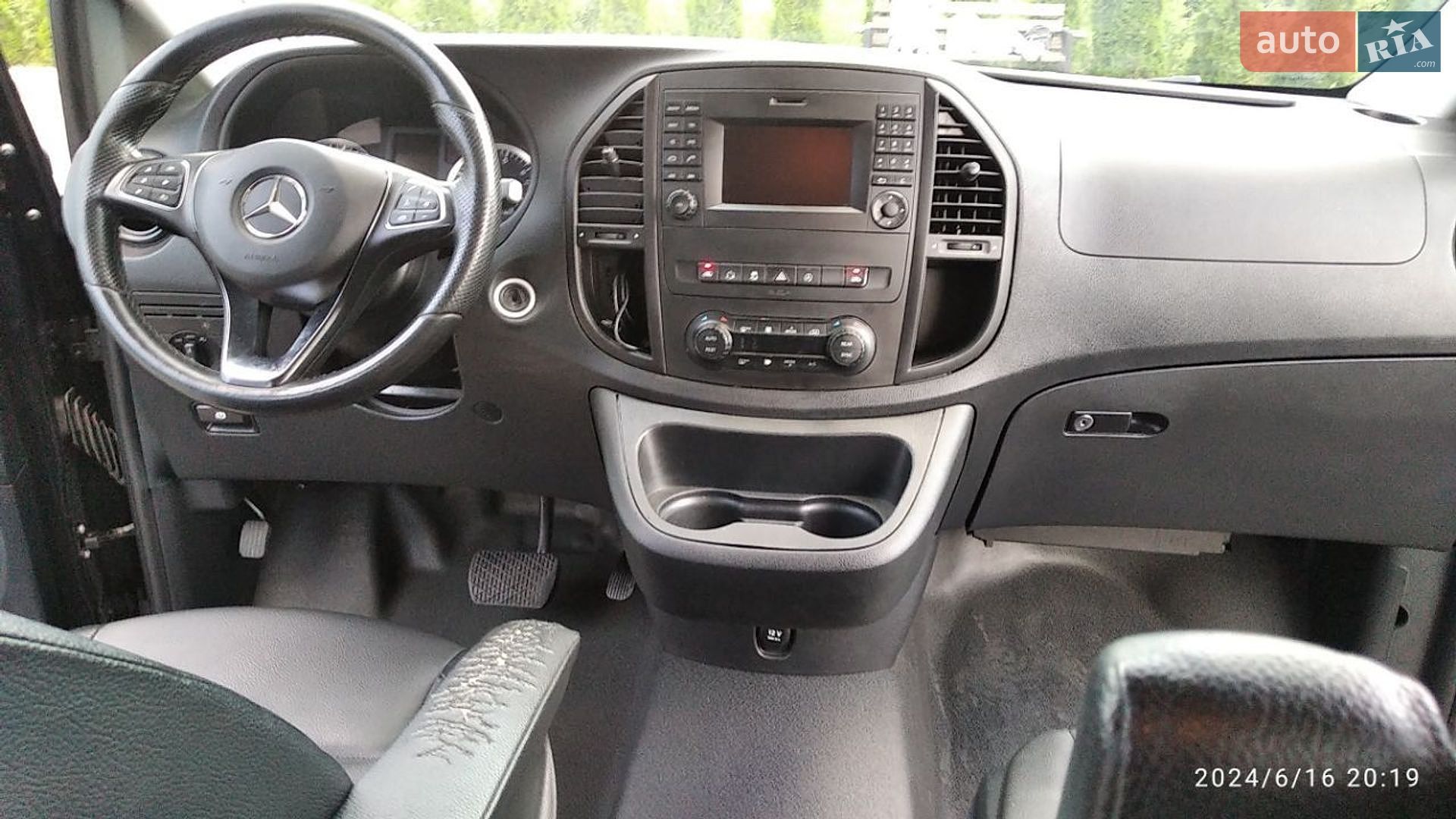 Mercedes-Benz Metris 2017 VIN WD4PG2EEXH3338189 фото оголошення 41 з 46