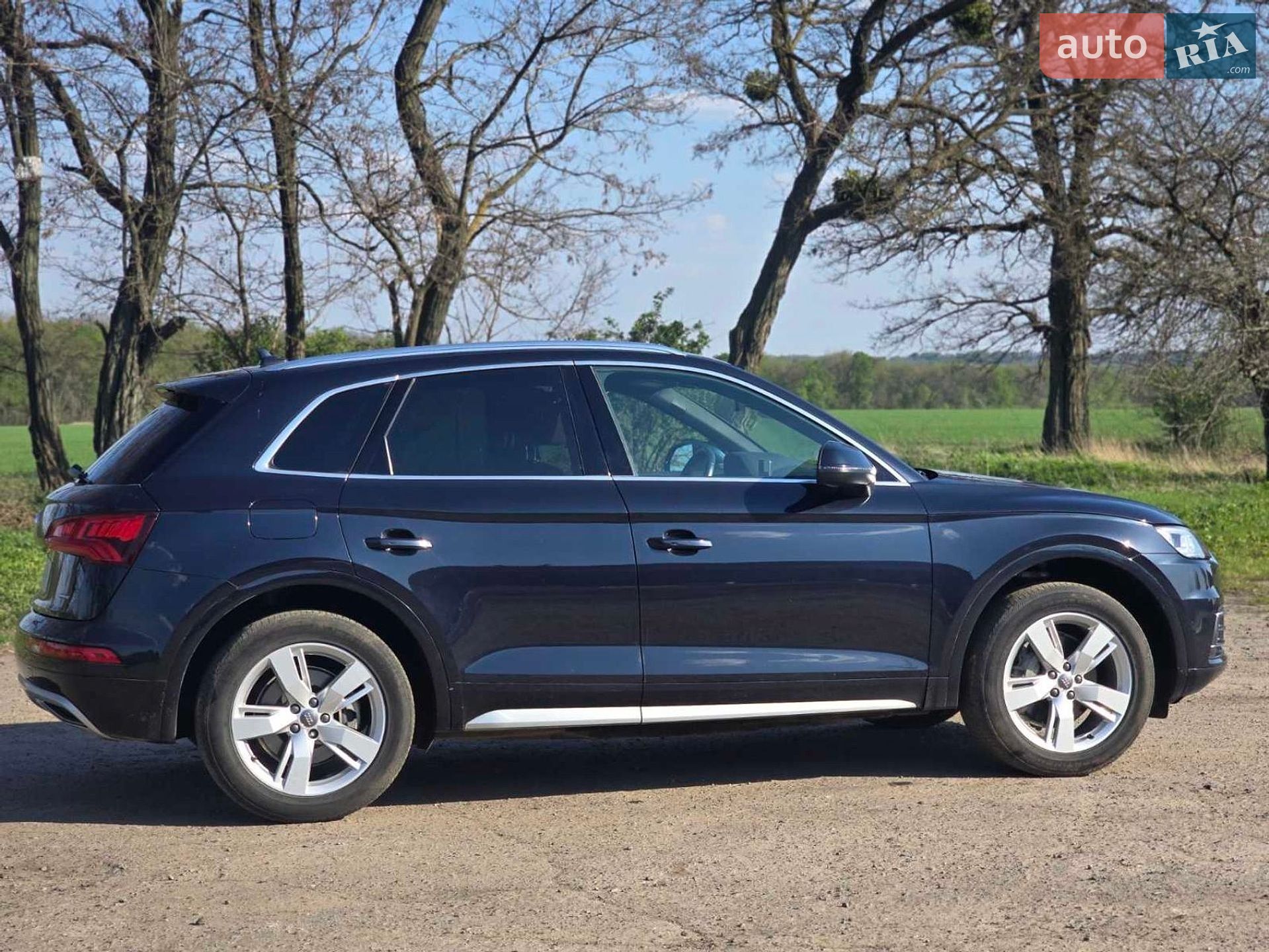 Audi Q5 2019 VIN WA1BNAFY6K2049623 фото оголошення 46 з 54