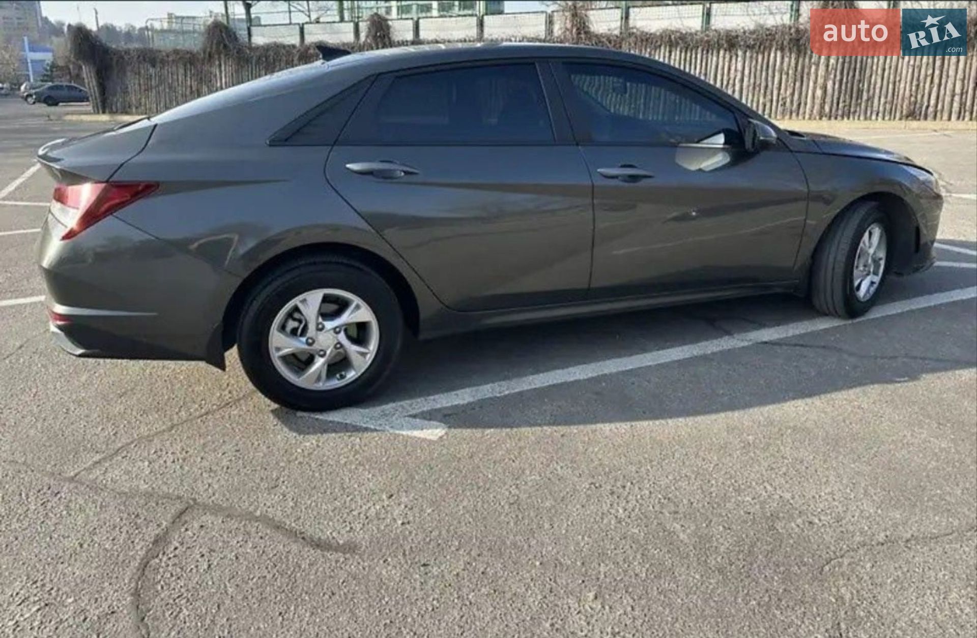 Hyundai Elantra 2023 VIN KMHLN41BBPU580212 фото оголошення 2 з 9
