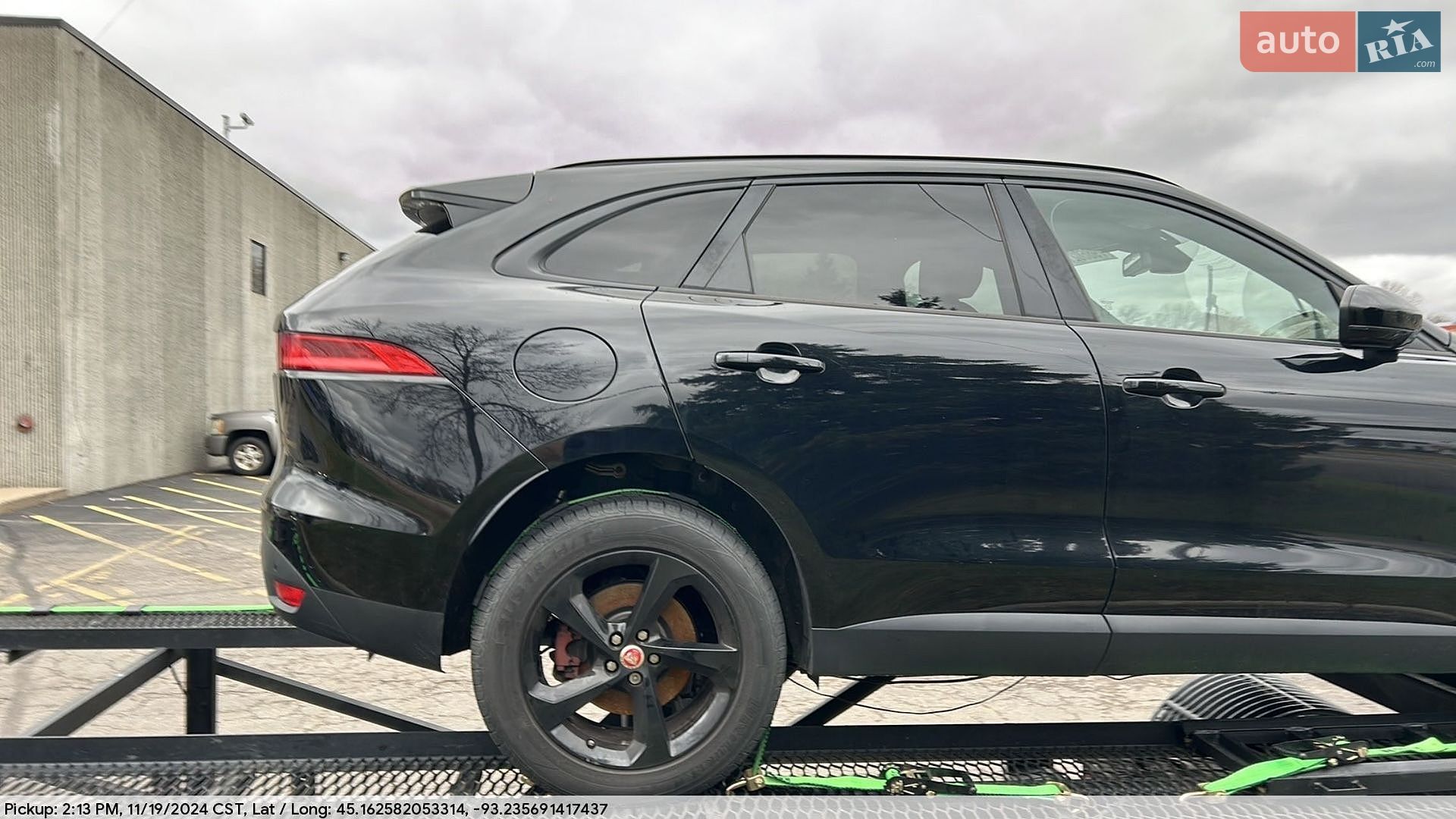 Jaguar F-Pace 2018 VIN SADCN2GX8JA321975 фото оголошення 25 з 102