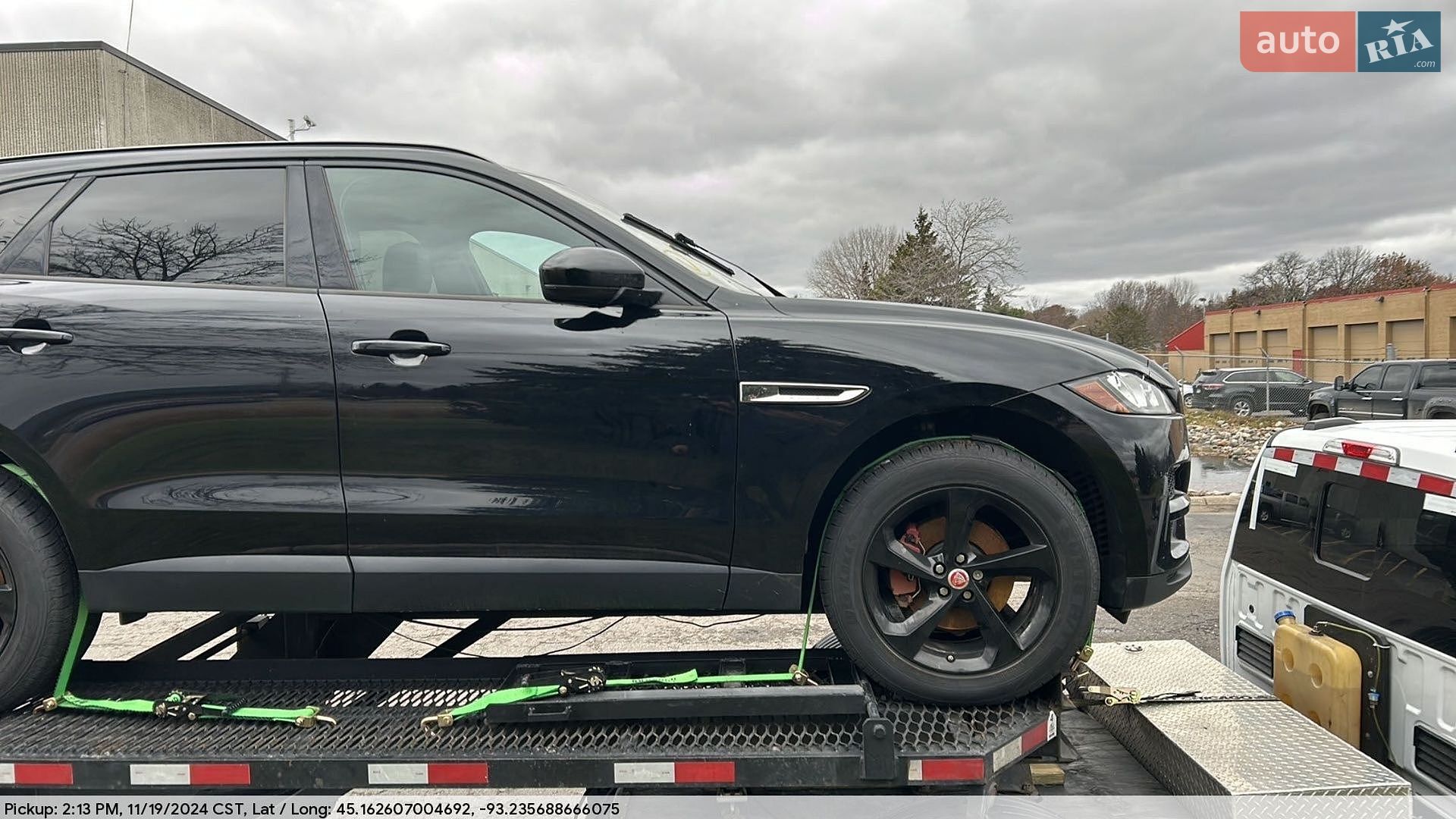 Jaguar F-Pace 2018 VIN SADCN2GX8JA321975 фото оголошення 26 з 102