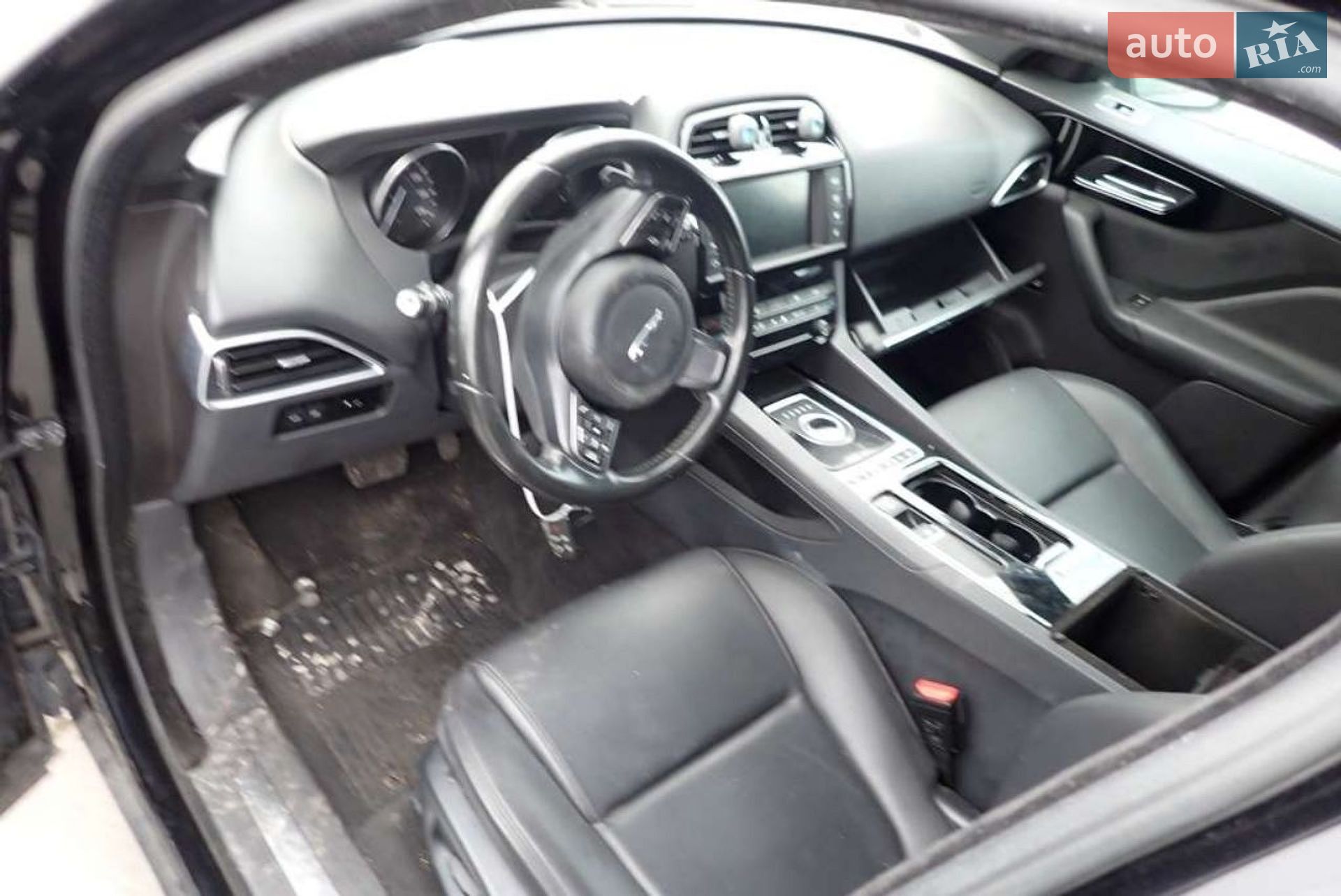 Jaguar F-Pace 2018 VIN SADCN2GX8JA321975 фото оголошення 83 з 102