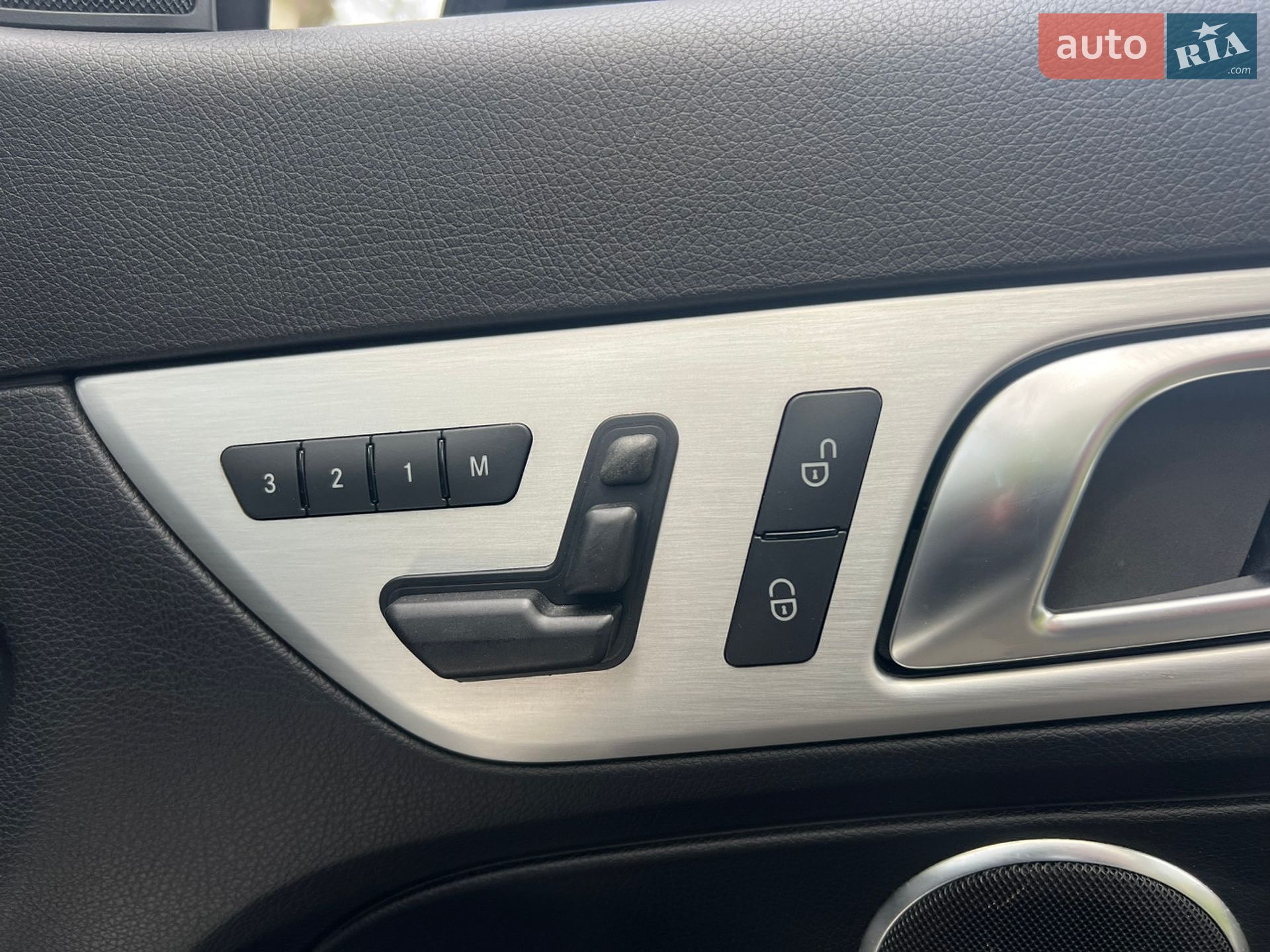 Mercedes-Benz SLK-Class 2014 VIN WDDPK4HA5FF097625 фото оголошення 12 з 12