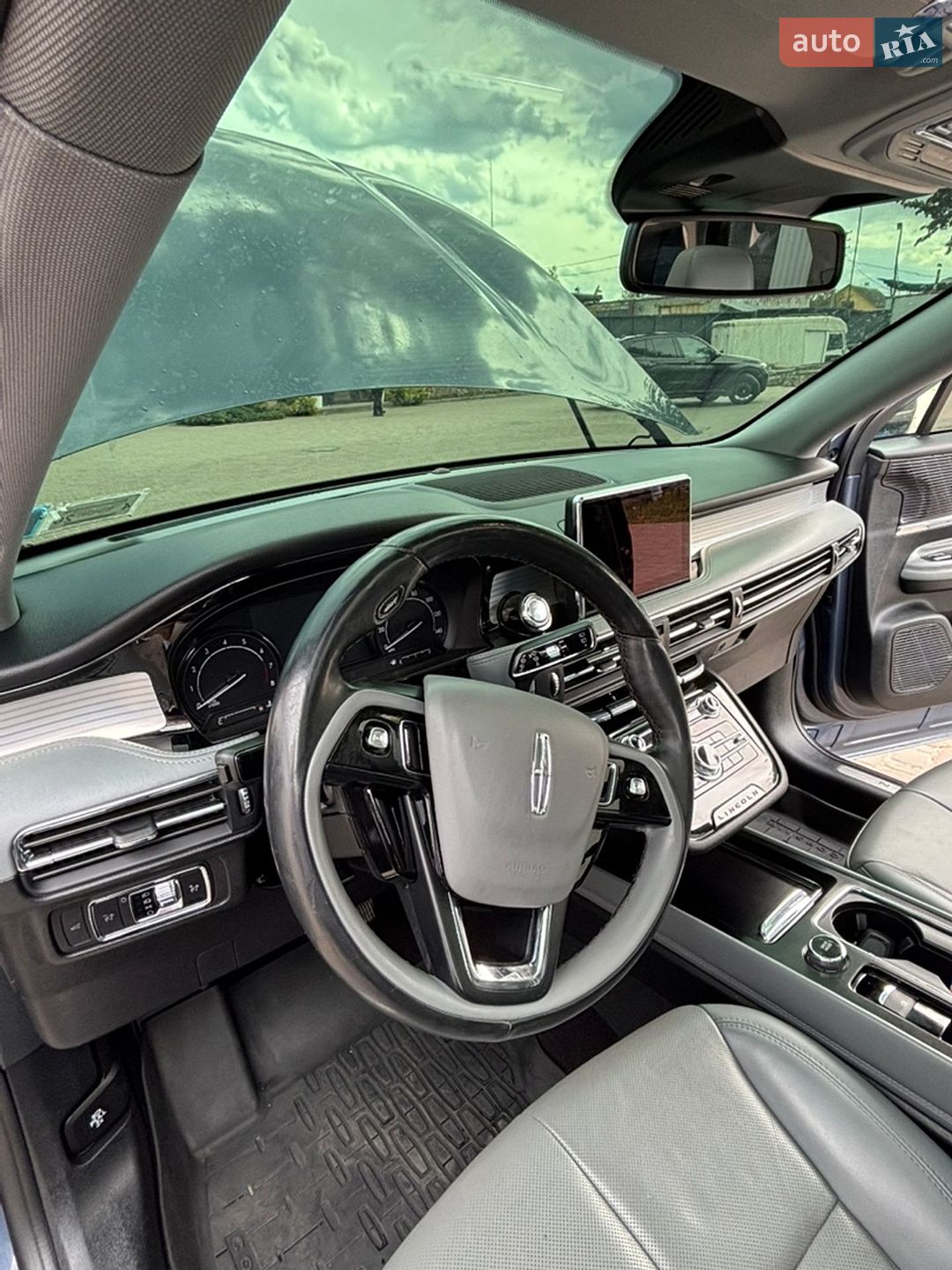 Lincoln Corsair 2022 VIN 5LMCJ1D94NUL16132 фото оголошення 4 з 12