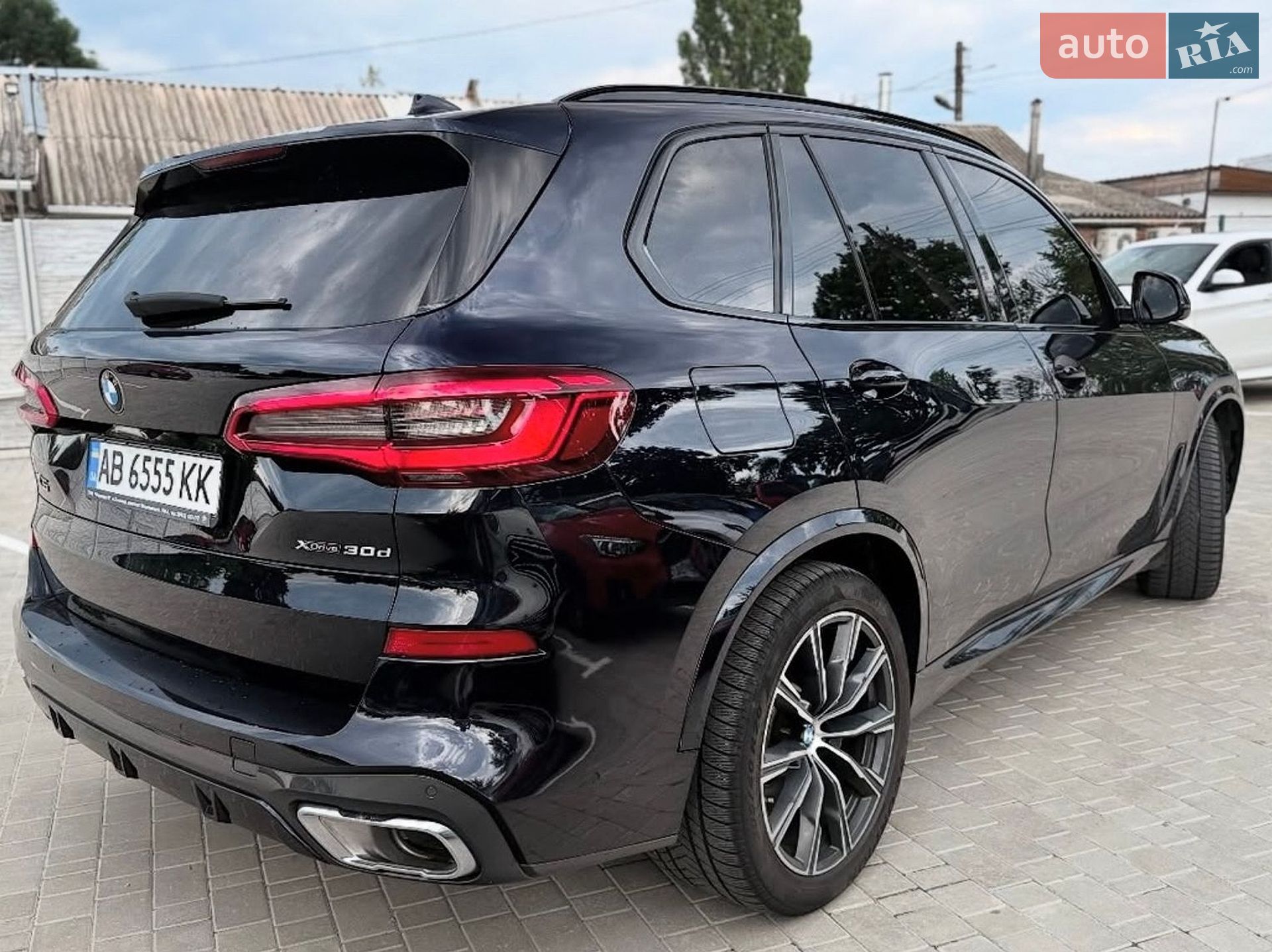 BMW X5 2019 VIN WBACV61090LK24153 фото оголошення 3 з 11