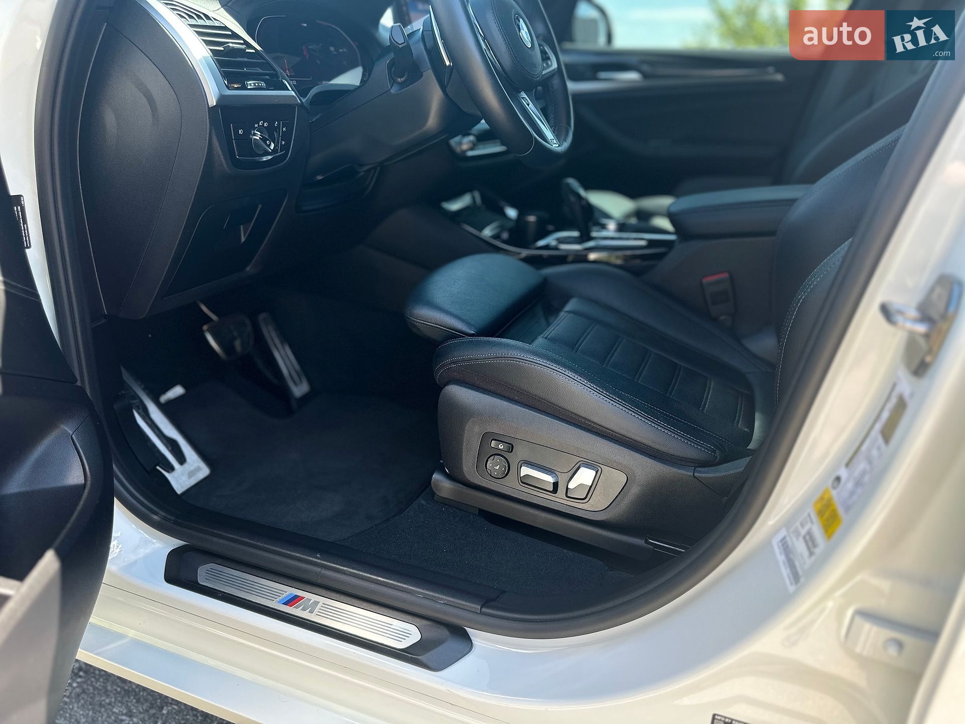 BMW X3 2020 VIN 5UXTY3C02L9D66708 фото оголошення 11 з 21