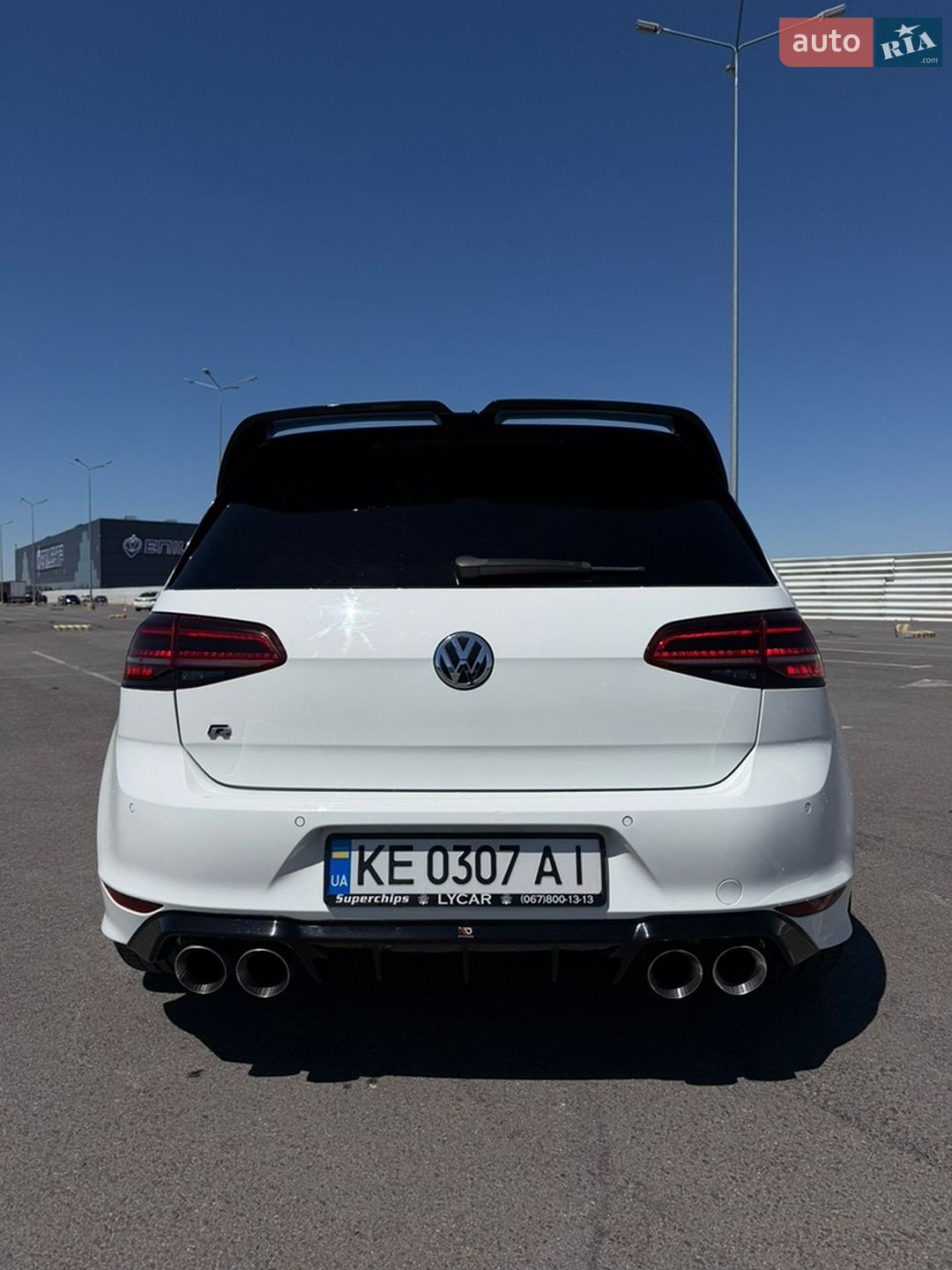 Volkswagen Golf R 2016 VIN WVWLF7AU1GW254944 фото оголошення 3 з 9