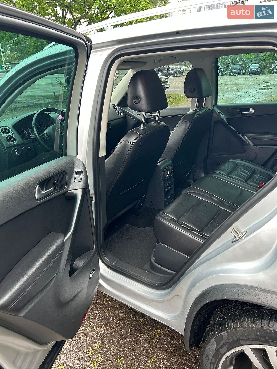 Volkswagen Tiguan 2016 VIN WVGWV7AX3HW504207 фото оголошення 7 з 14
