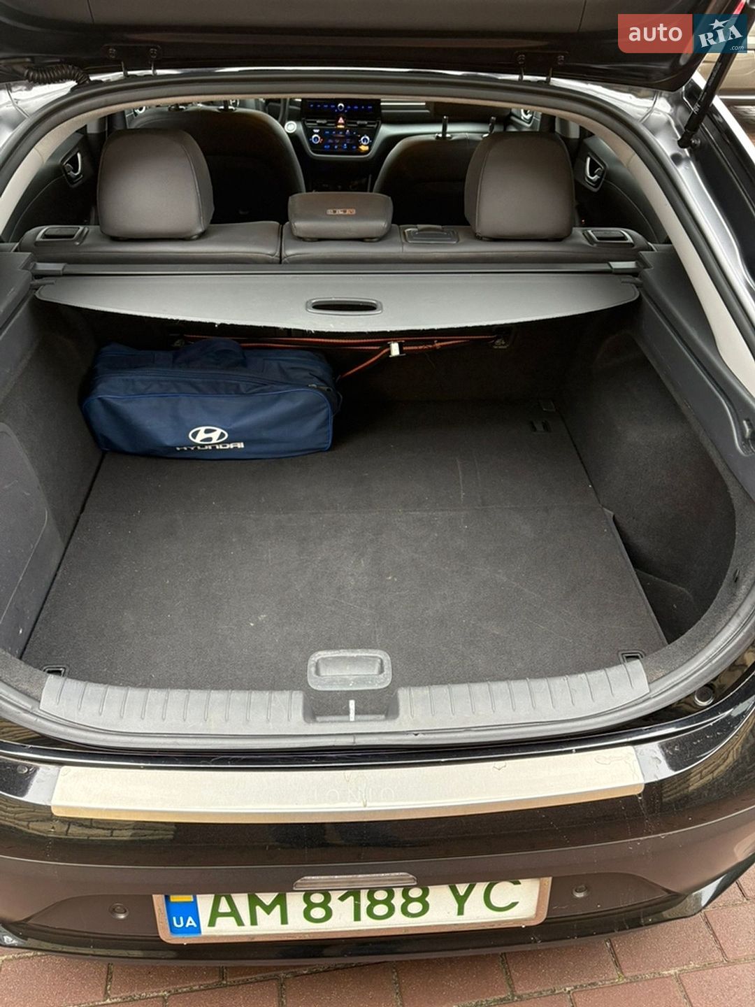Hyundai Ioniq 2019 VIN KMHC851JFLU055472 фото оголошення 4 з 8
