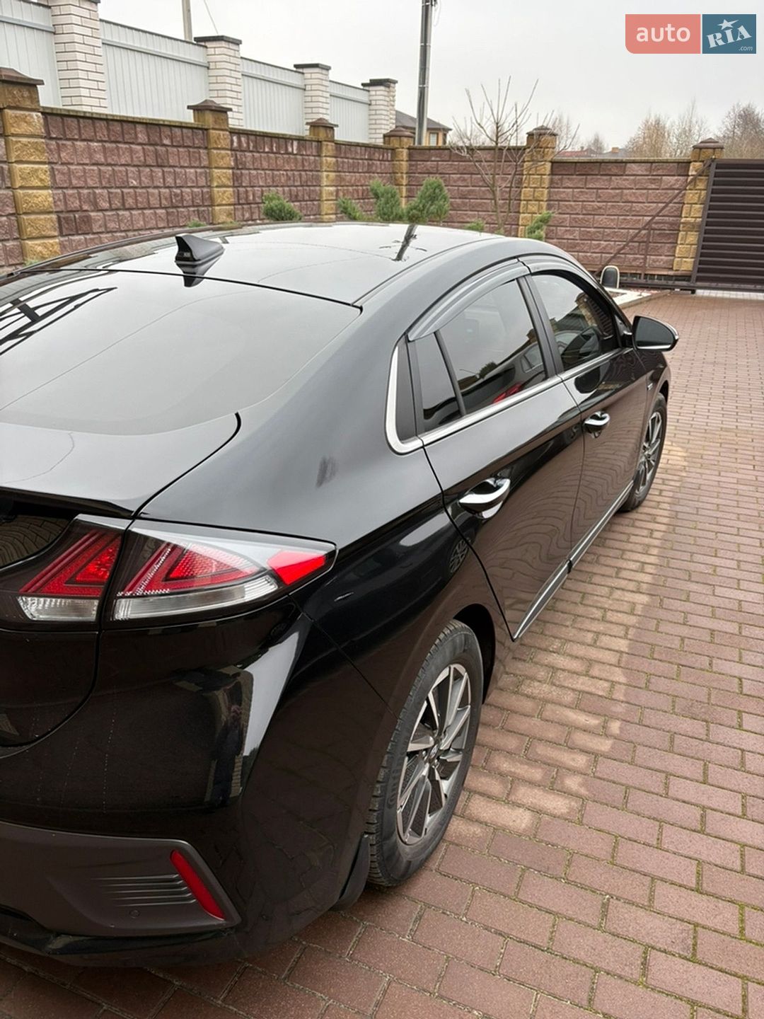 Hyundai Ioniq 2019 VIN KMHC851JFLU055472 фото оголошення 7 з 8