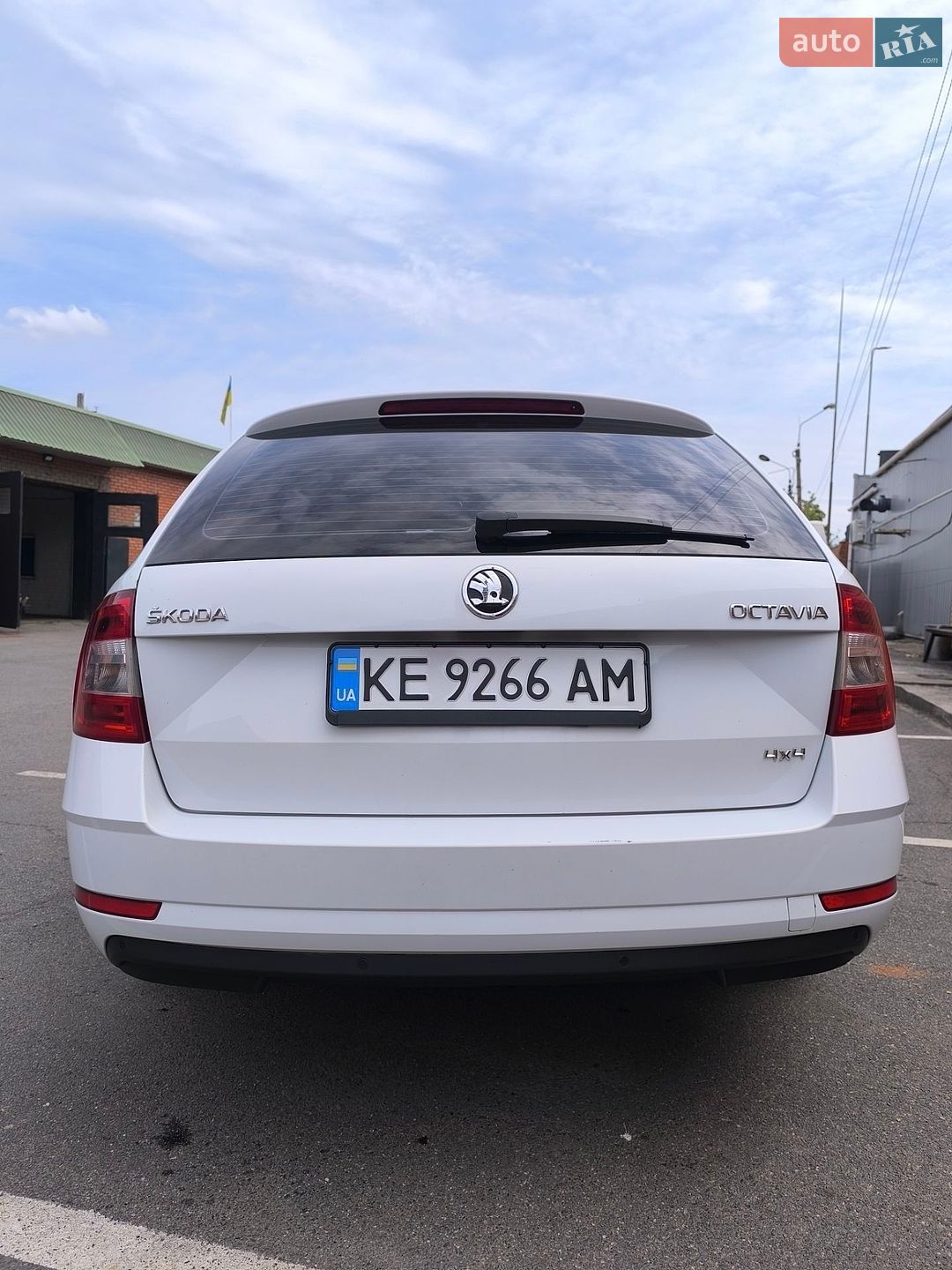 Skoda Octavia 2018 VIN TMBLJ7NE9J0346363 фото оголошення 2 з 15