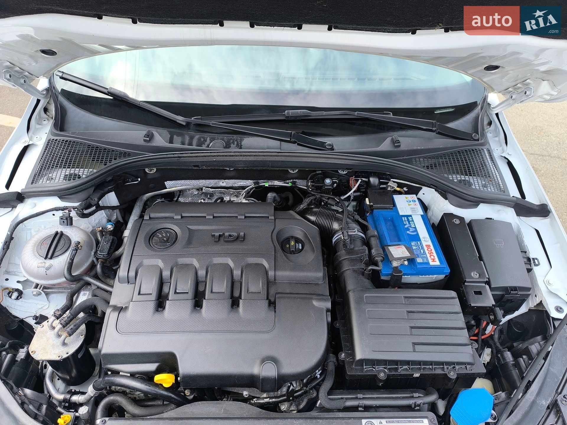 Skoda Octavia 2018 VIN TMBLJ7NE9J0346363 фото оголошення 4 з 15
