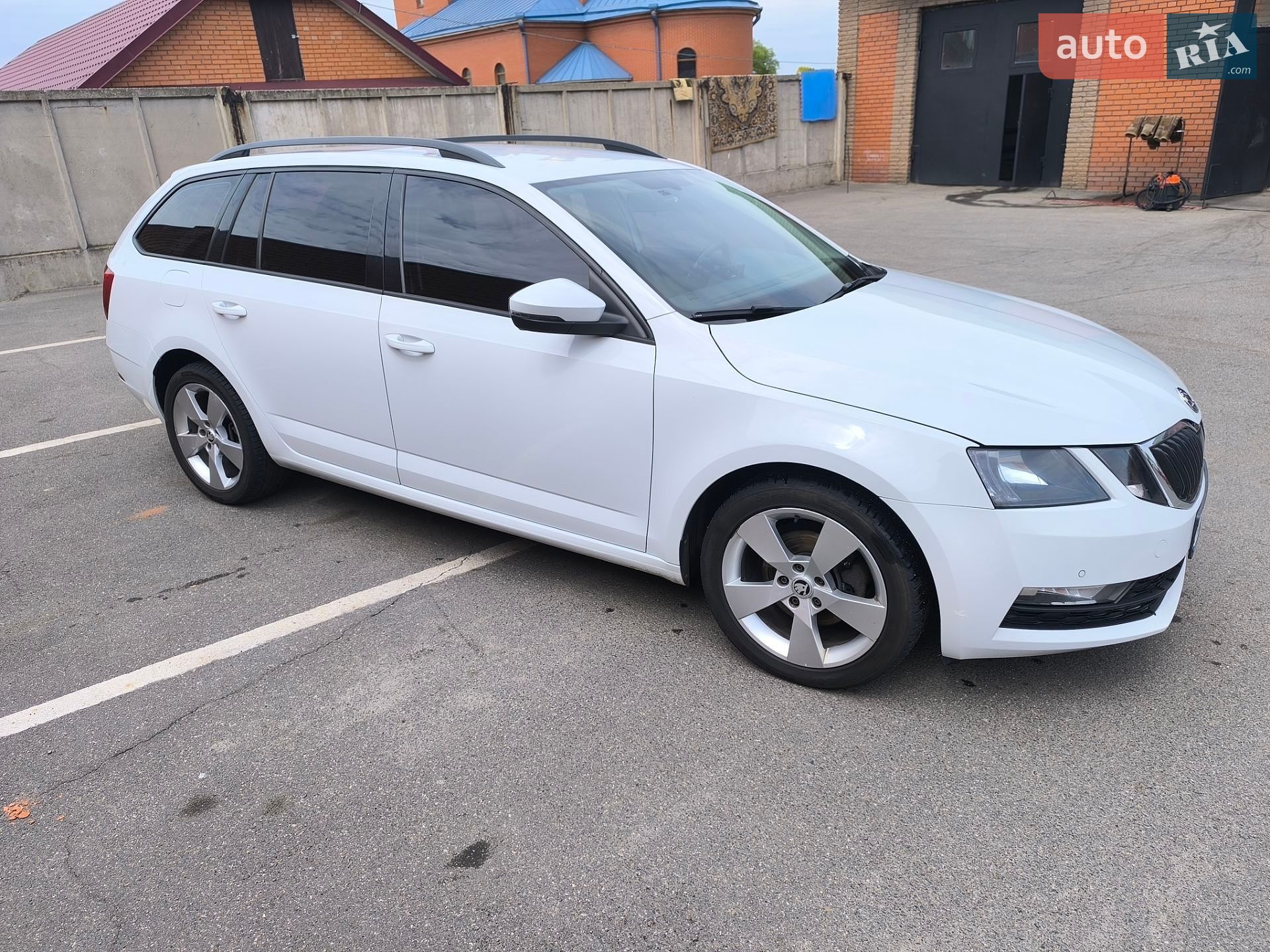 Skoda Octavia 2018 VIN TMBLJ7NE9J0346363 фото оголошення 5 з 15