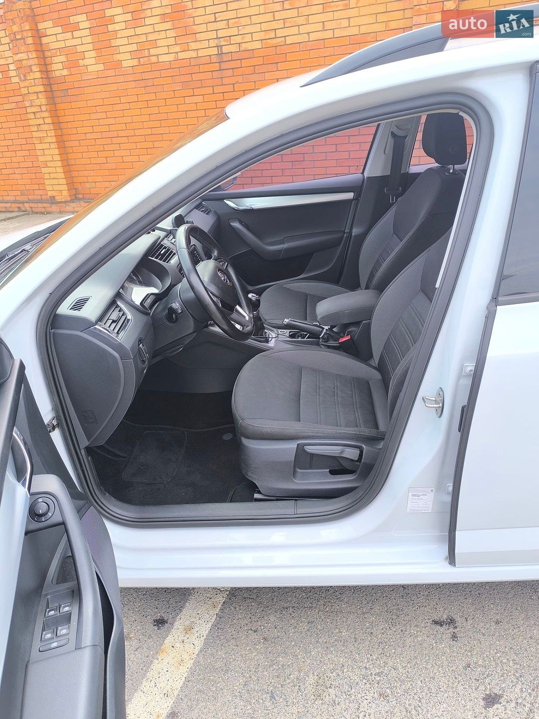 Skoda Octavia 2018 VIN TMBLJ7NE9J0346363 фото оголошення 9 з 15