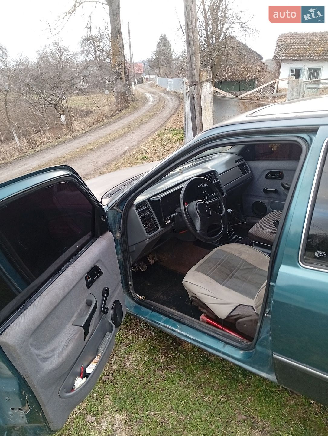 Ford Sierra 1987 VIN WF0FXXGBBFHL89452 фото оголошення 2 з 6