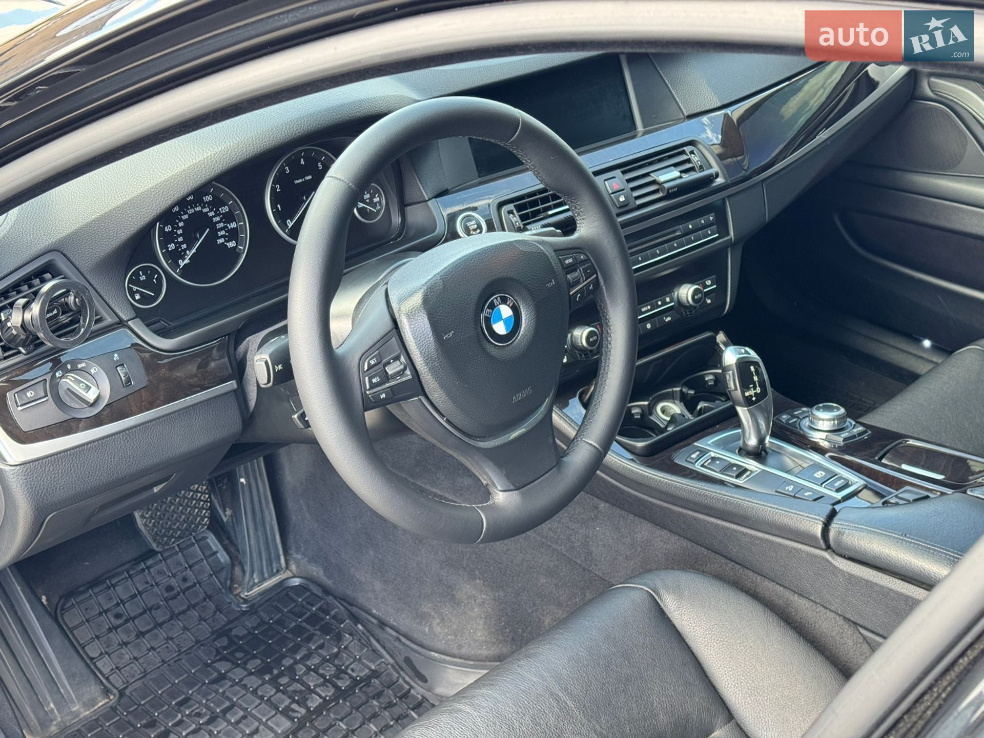 BMW 5 Series 2011 VIN WBAFU7C56BC873698 фото оголошення 19 з 21