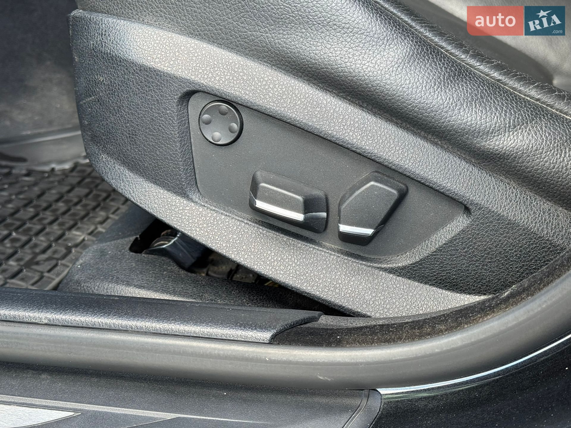 BMW 5 Series 2011 VIN WBAFU7C56BC873698 фото оголошення 21 з 21